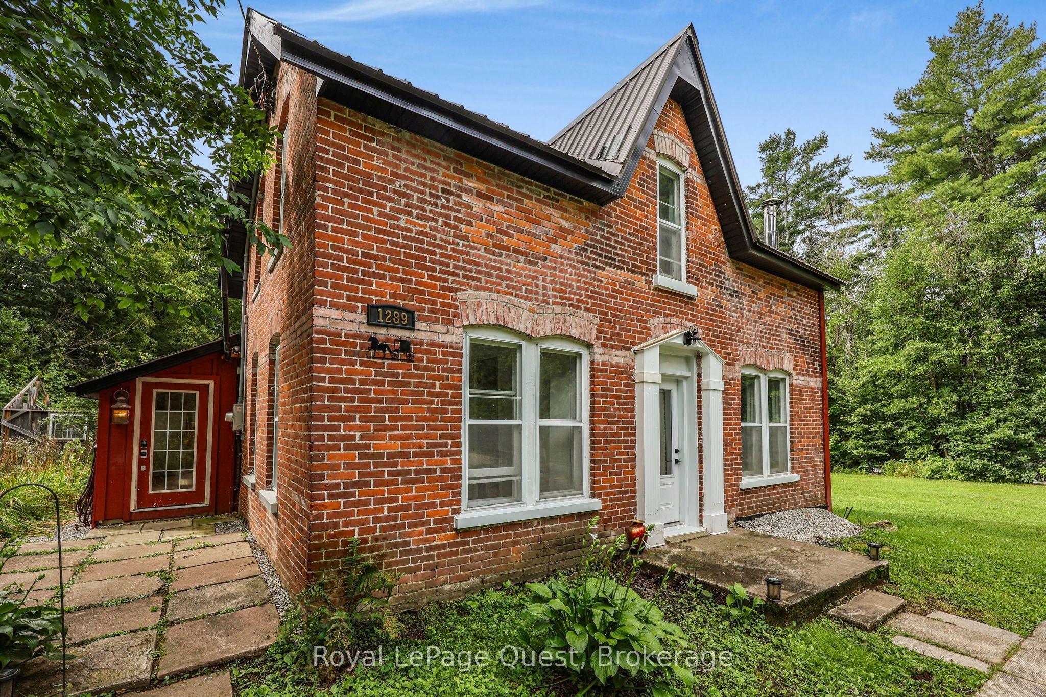 1289 Graham Road Property Photo 3
