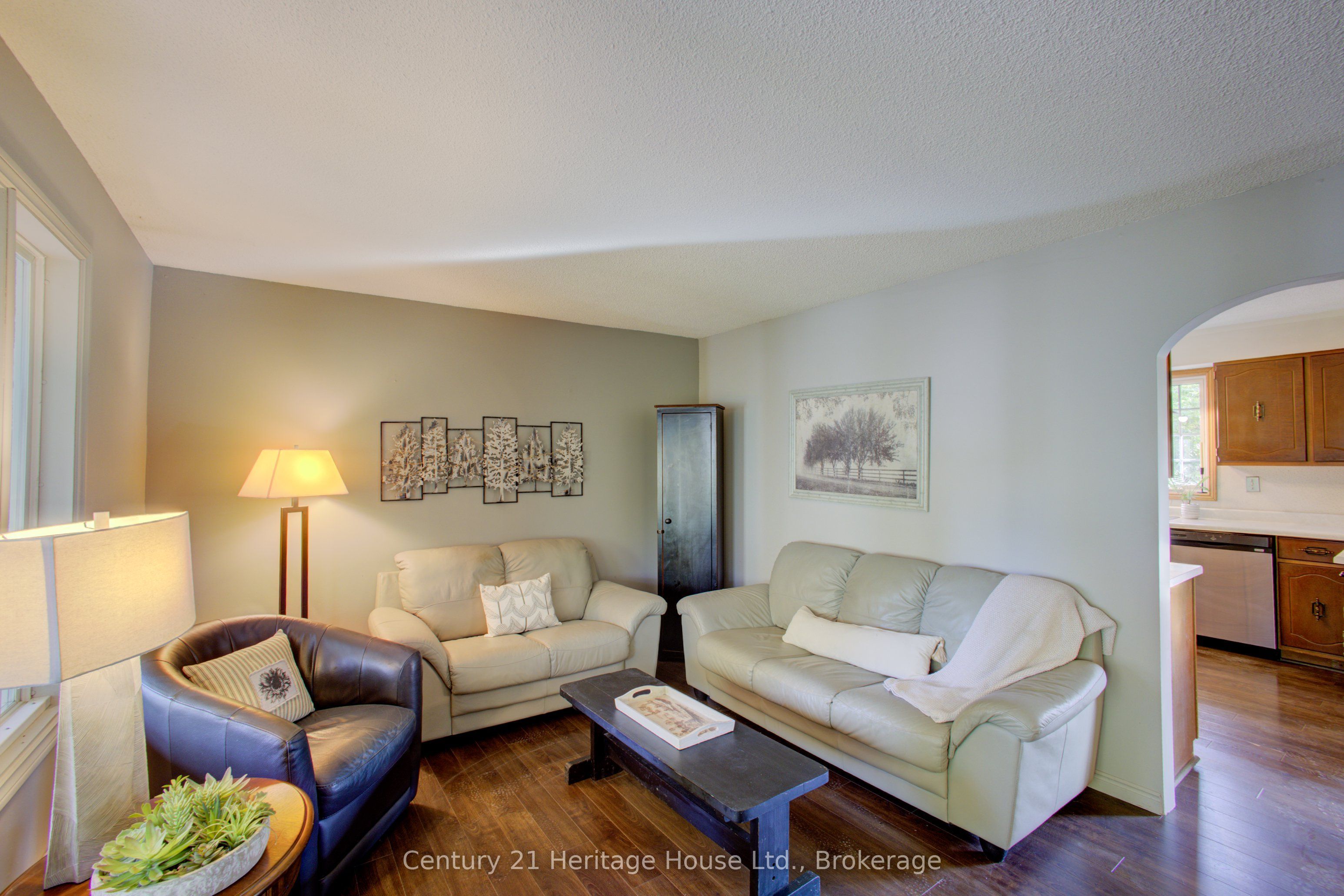 313207 Highway 6 Property Photo 11