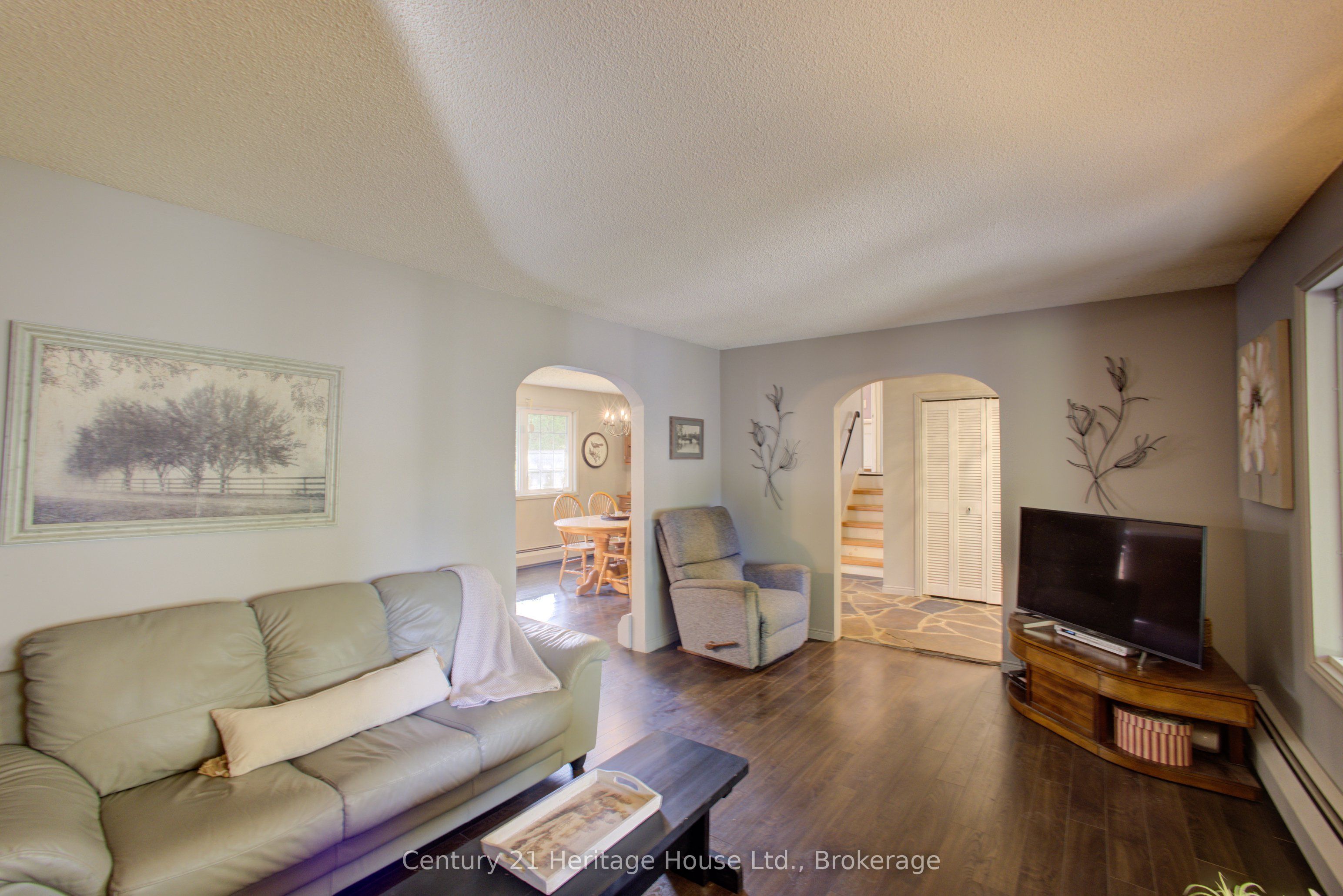 313207 Highway 6 Property Photo 12
