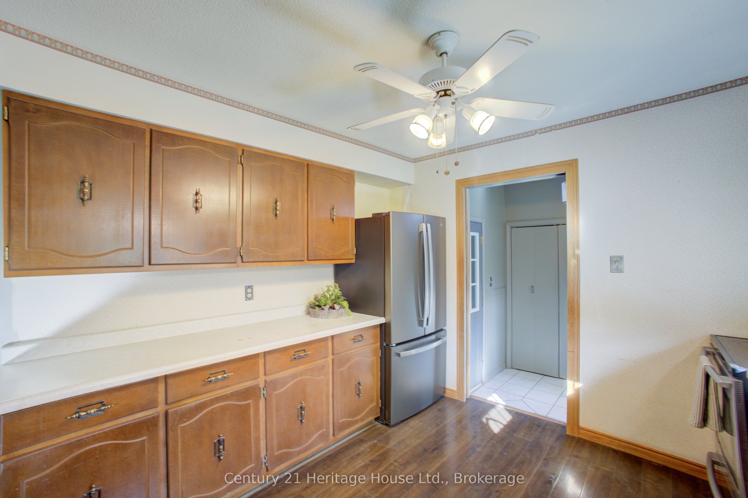 313207 Highway 6 Property Photo 18