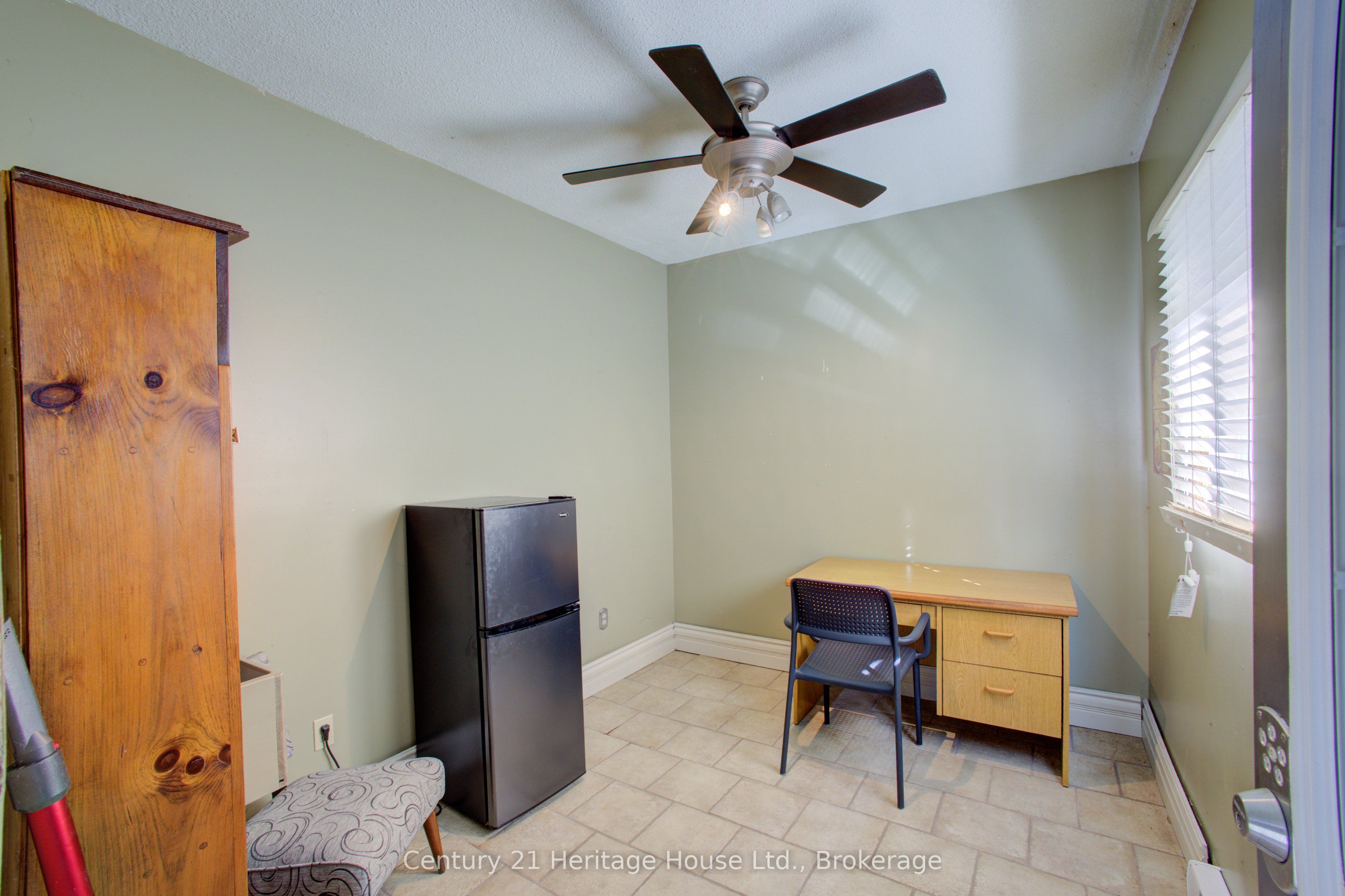 313207 Highway 6 Property Photo 22