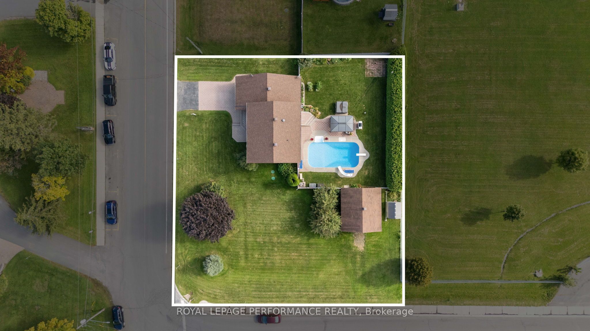 434 Lemay Street Property Photo 3