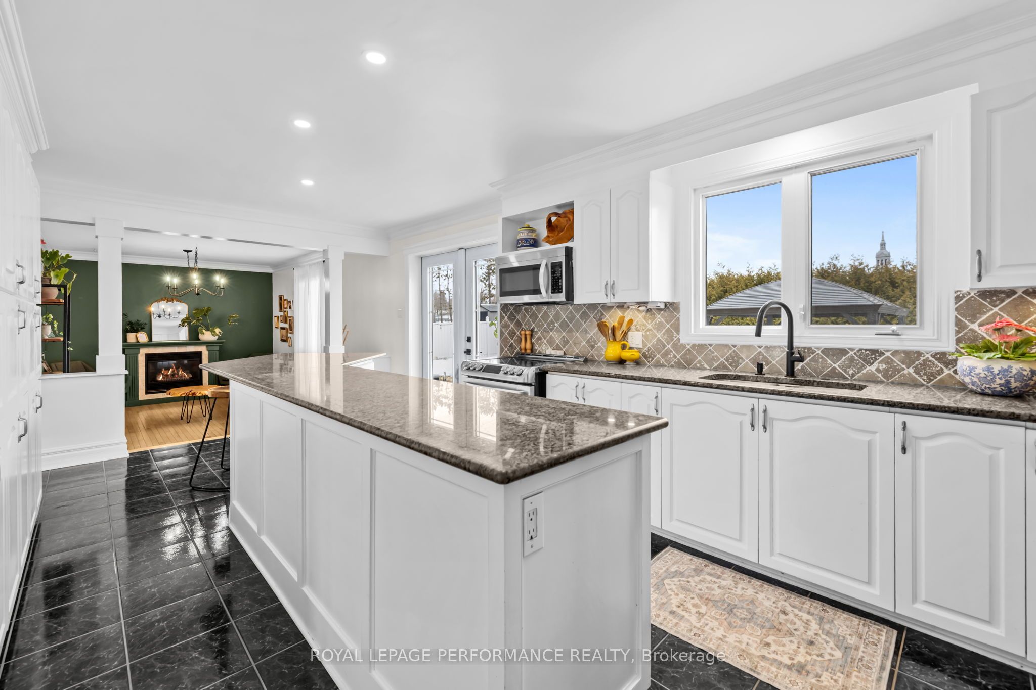 434 Lemay Street Property Photo 20
