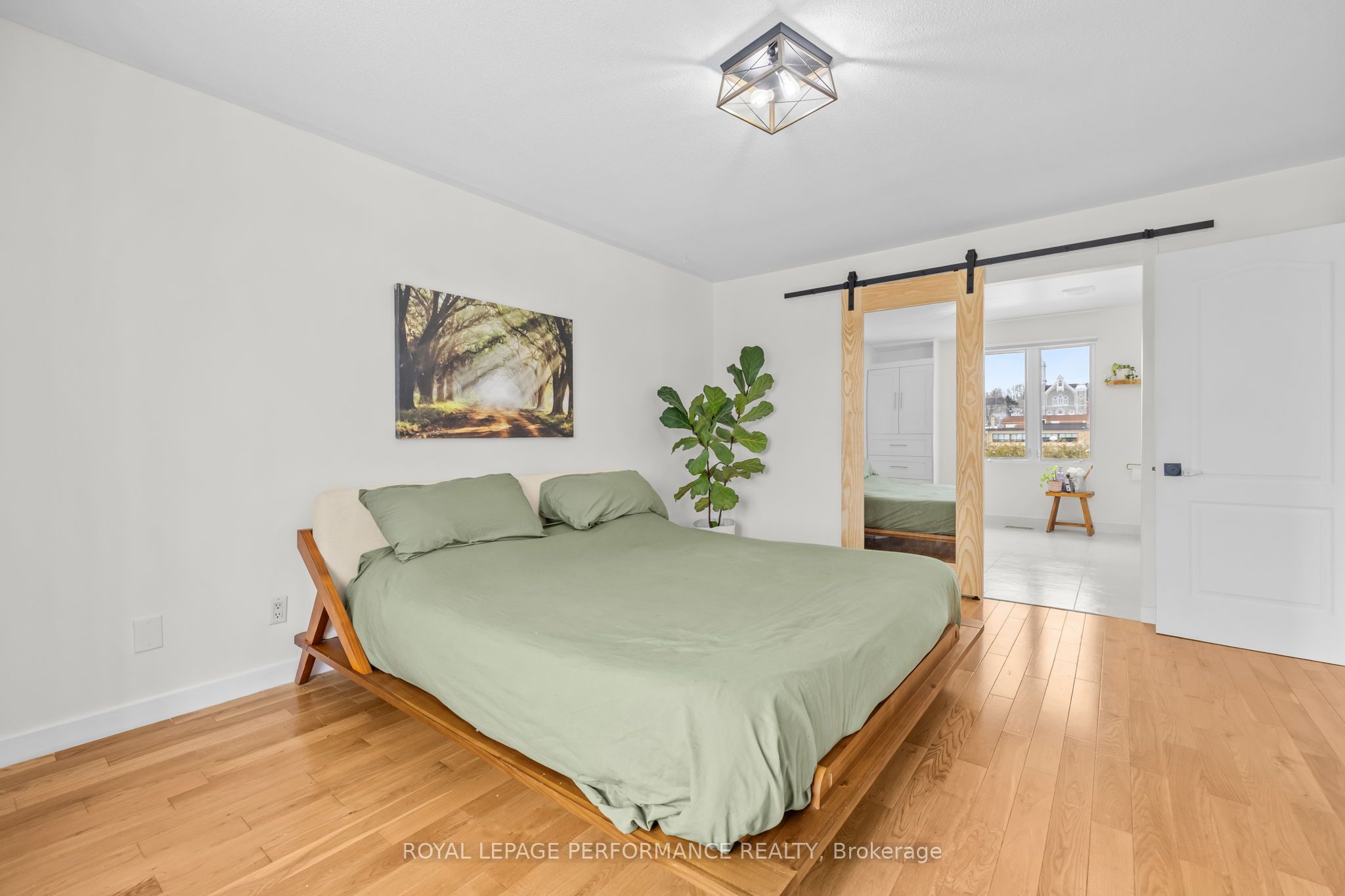 434 Lemay Street Property Photo 31