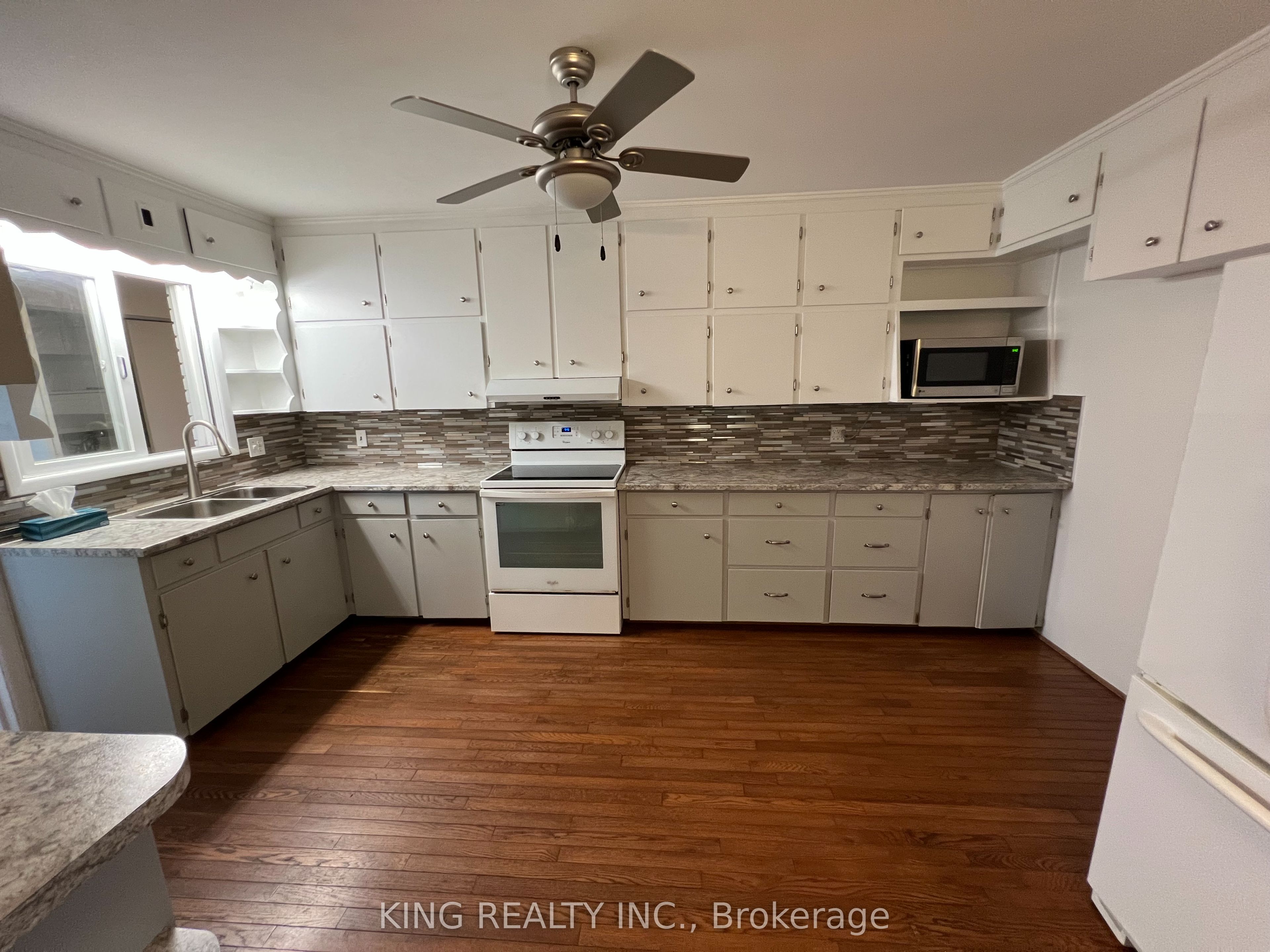 11635 Sunset Road Property Photo 9