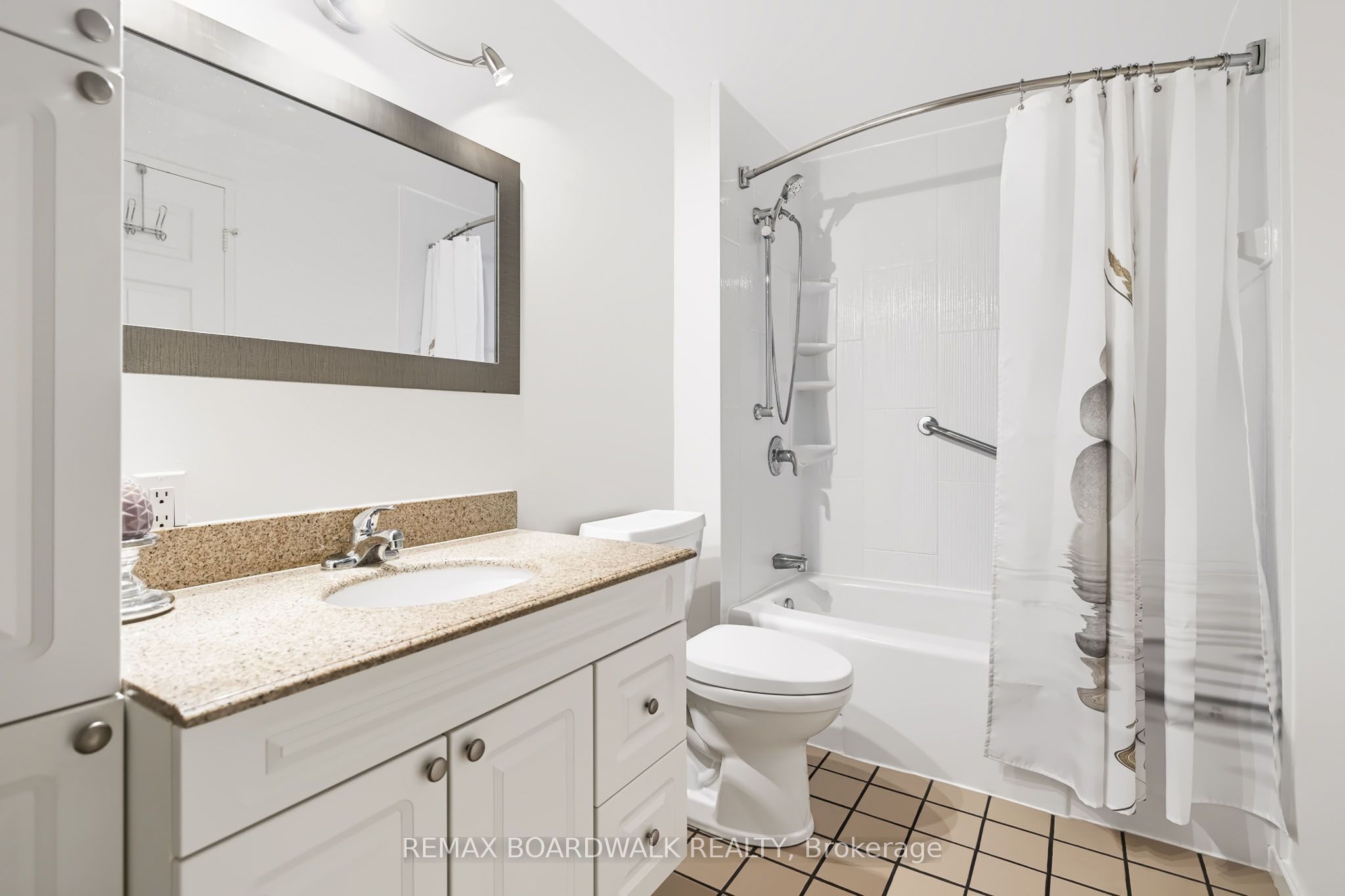 960 Teron Road 507 Property Photo 16