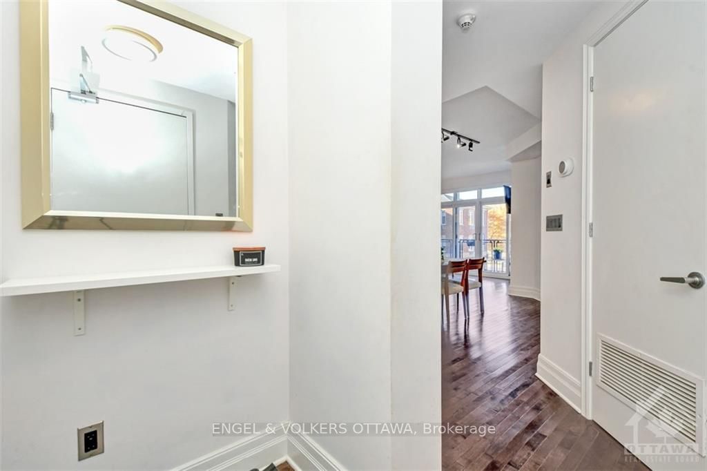 457 Mcleod Street 304 Property Photo 4