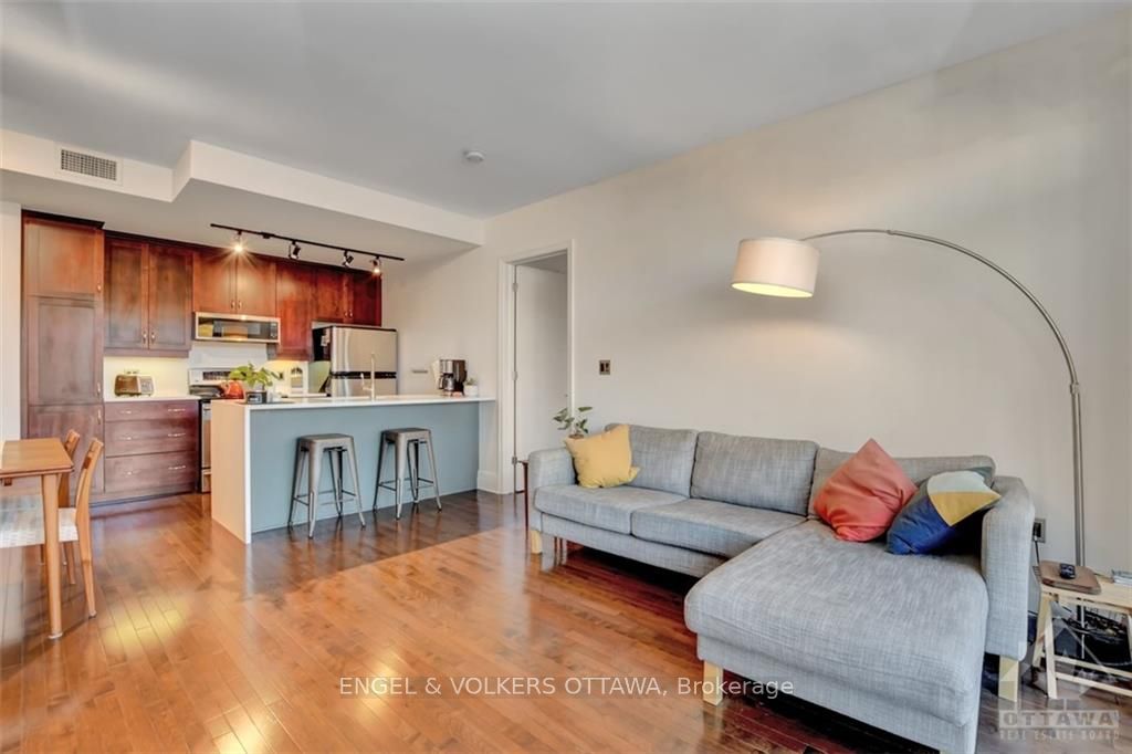 457 Mcleod Street 304 Property Photo 16