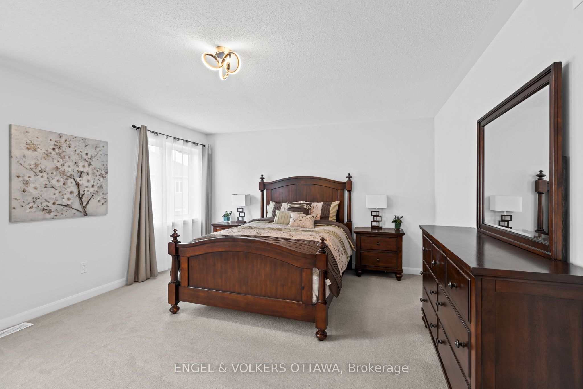 195 Alex Polowin Avenue Property Photo 18