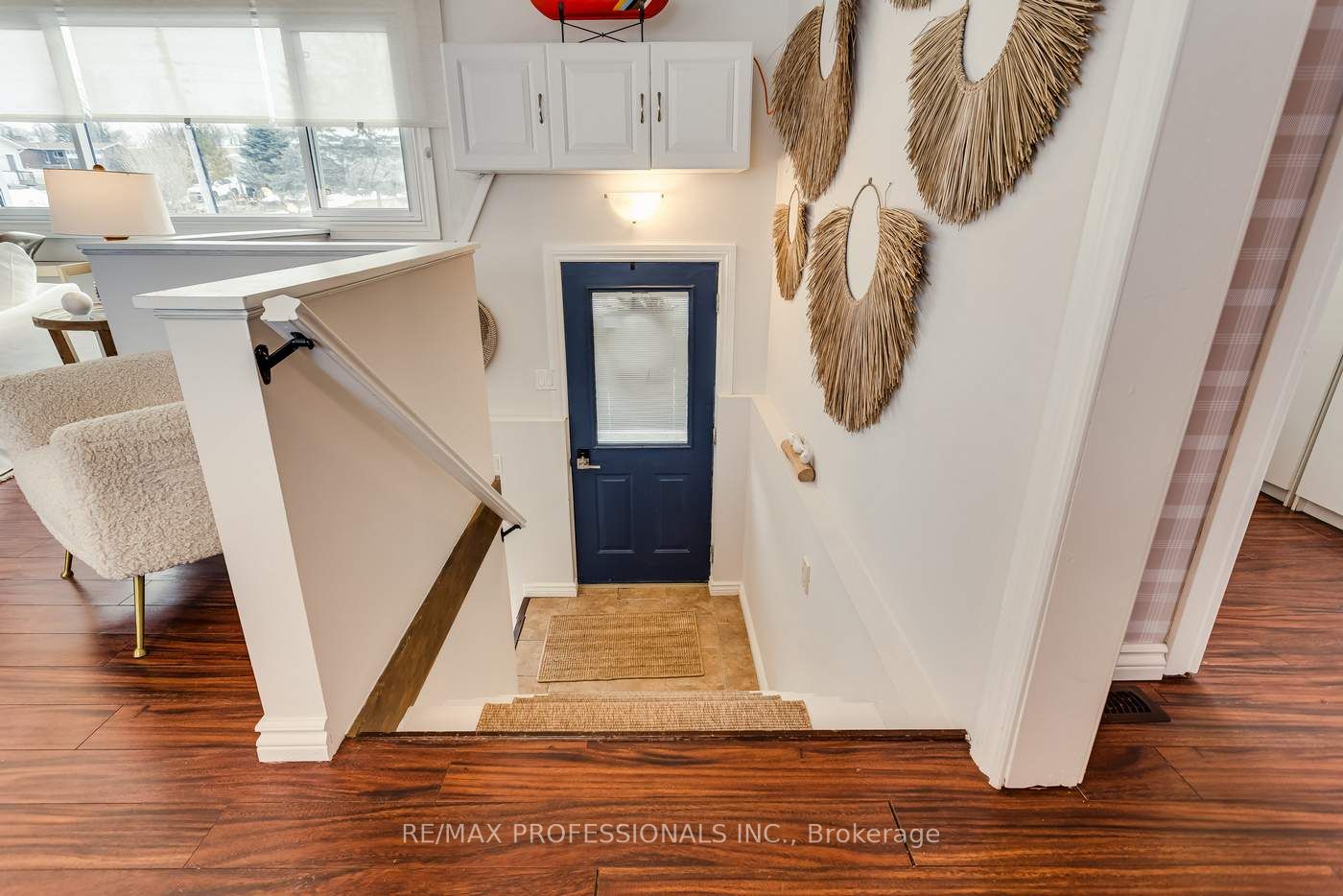 22 Lawrence Street N Property Photo 5