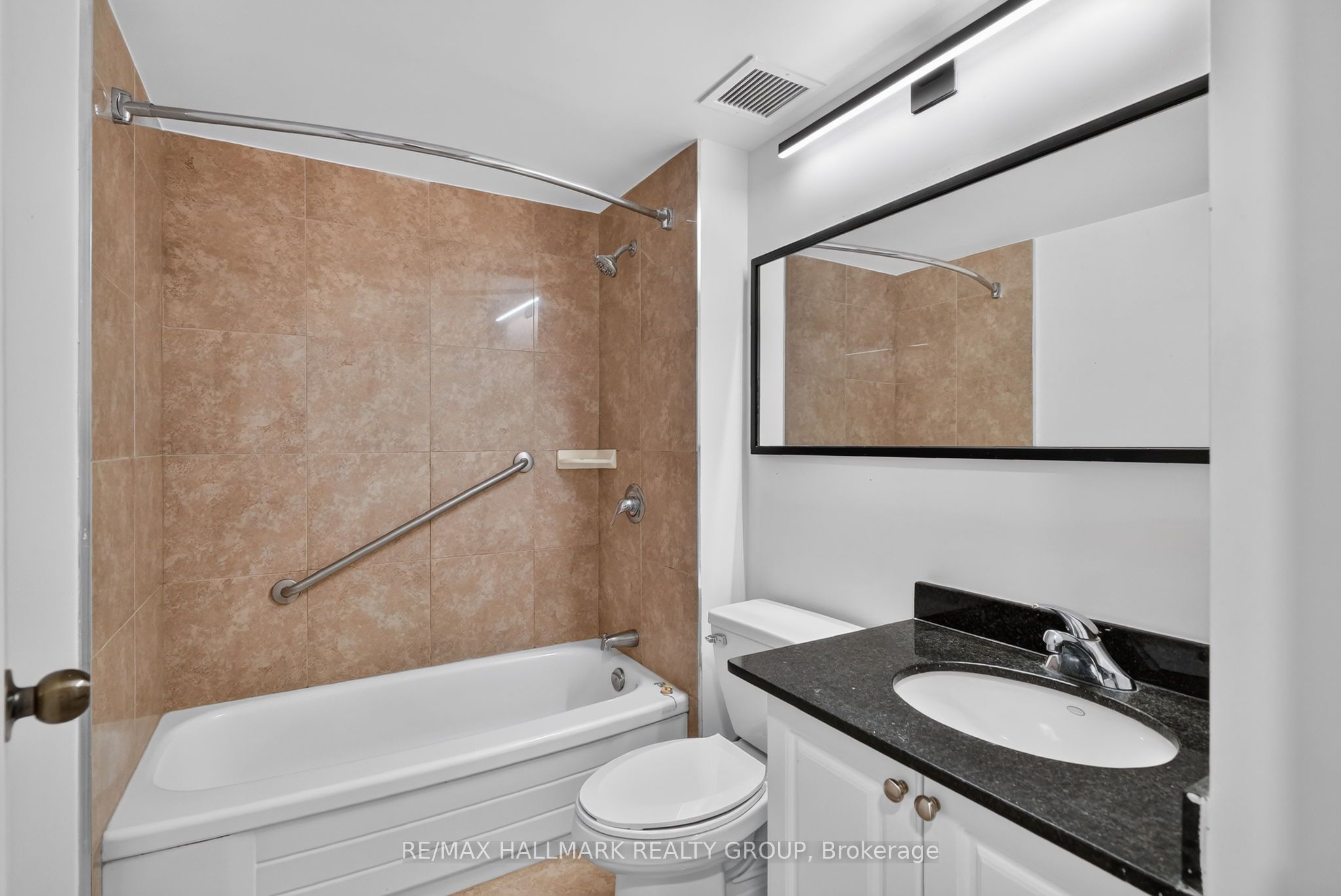 435 Albert Street 509 Property Photo 11
