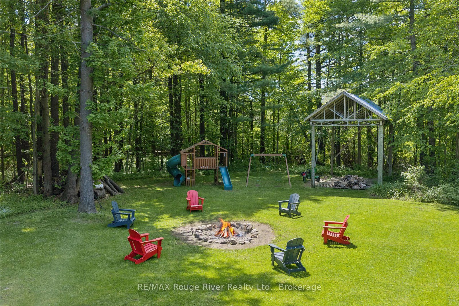 1004 Telecom Road Property Photo 26