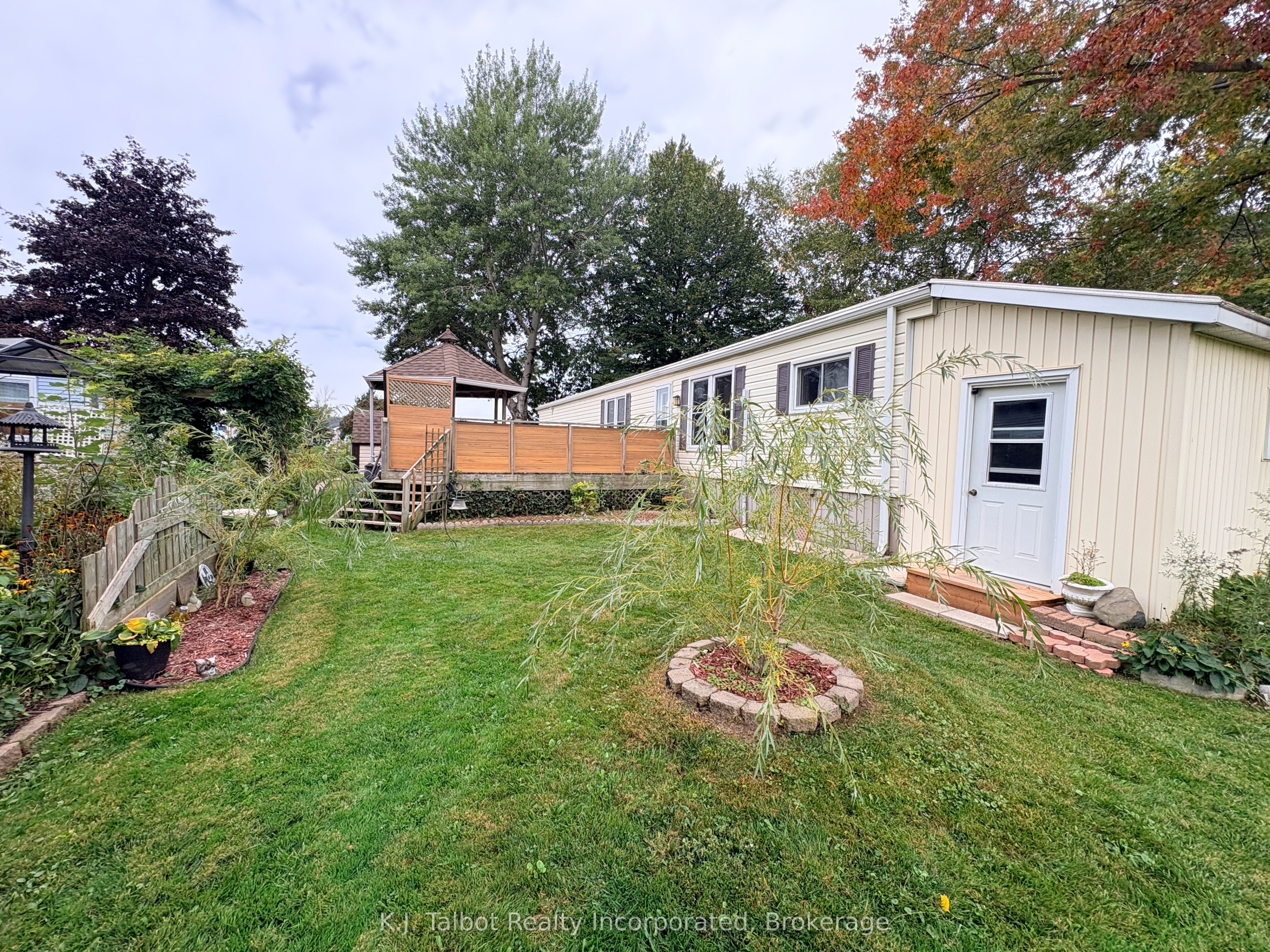 4 Poplar Lane Property Photo 22