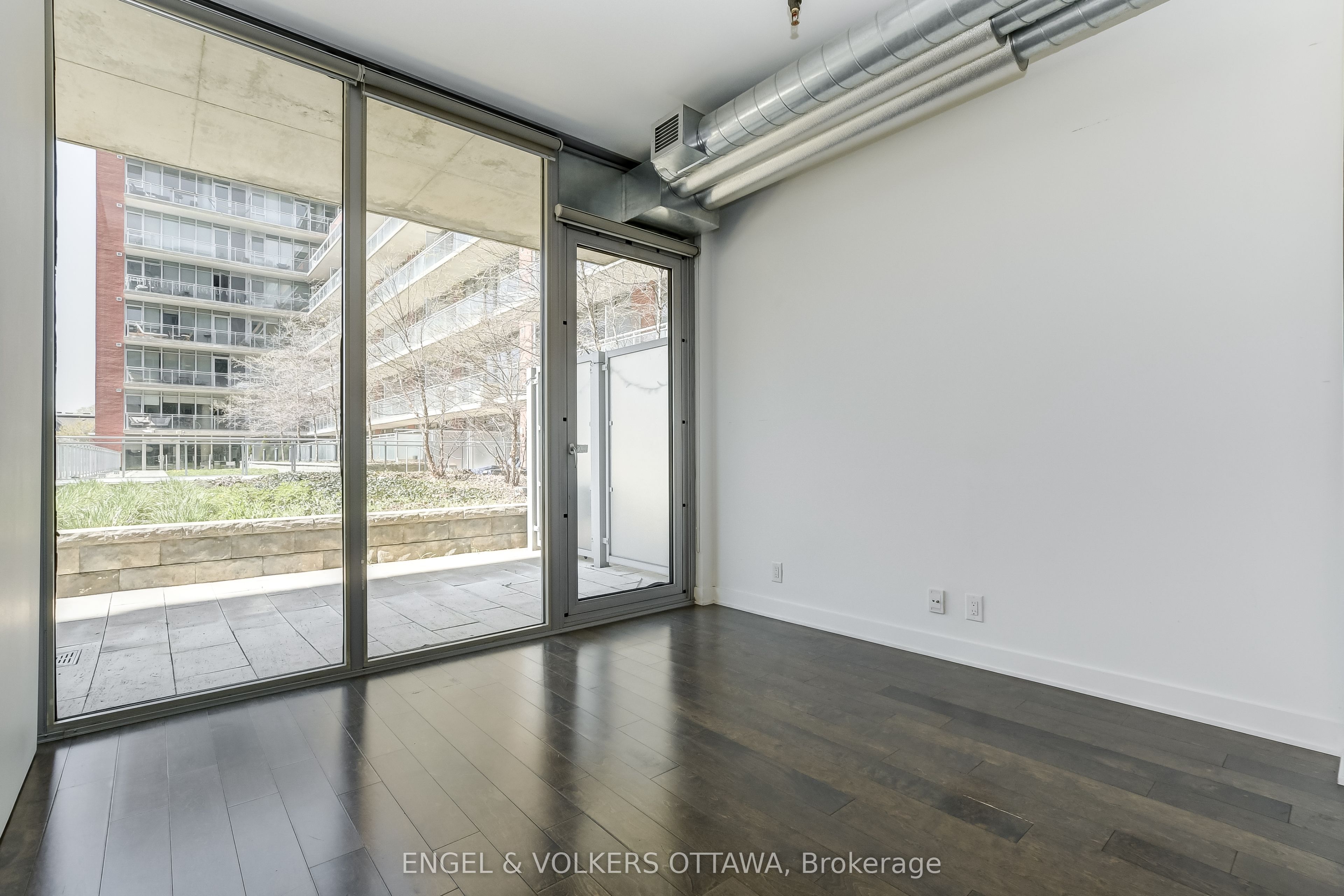 340 Mcleod Street 249 Property Photo 5