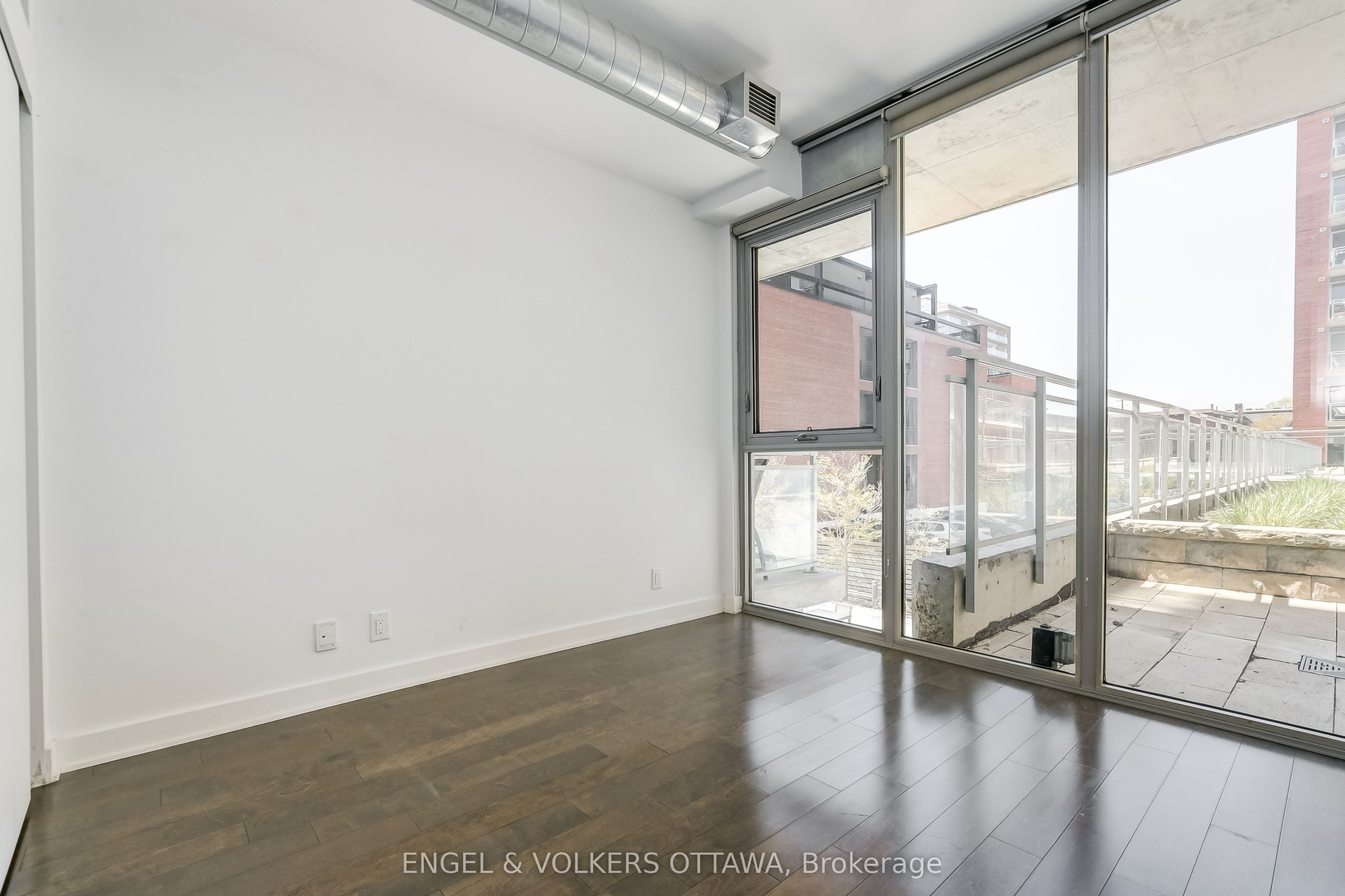 340 Mcleod Street 249 Property Photo 13