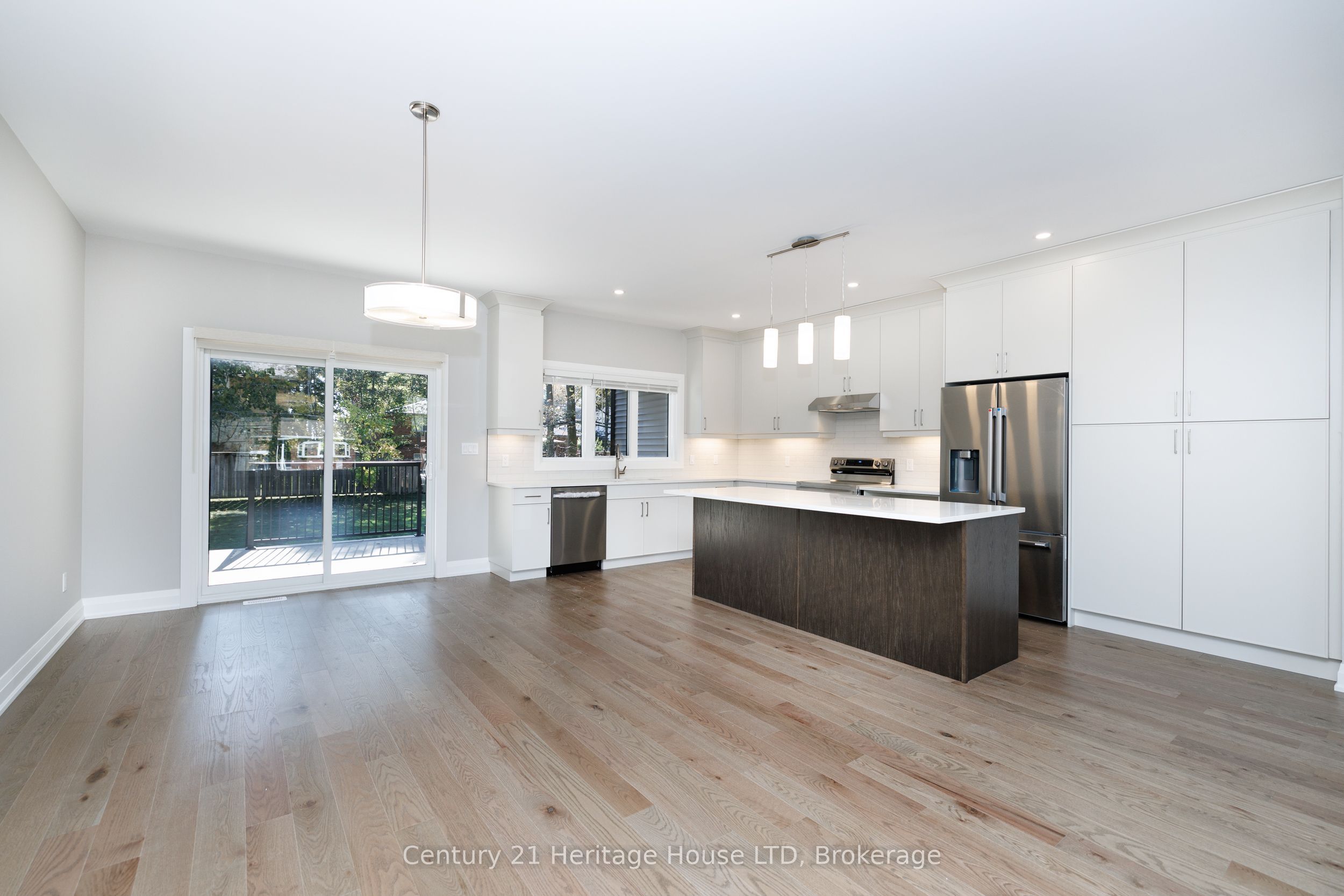 338 Sugarloaf Street Property Photo 13