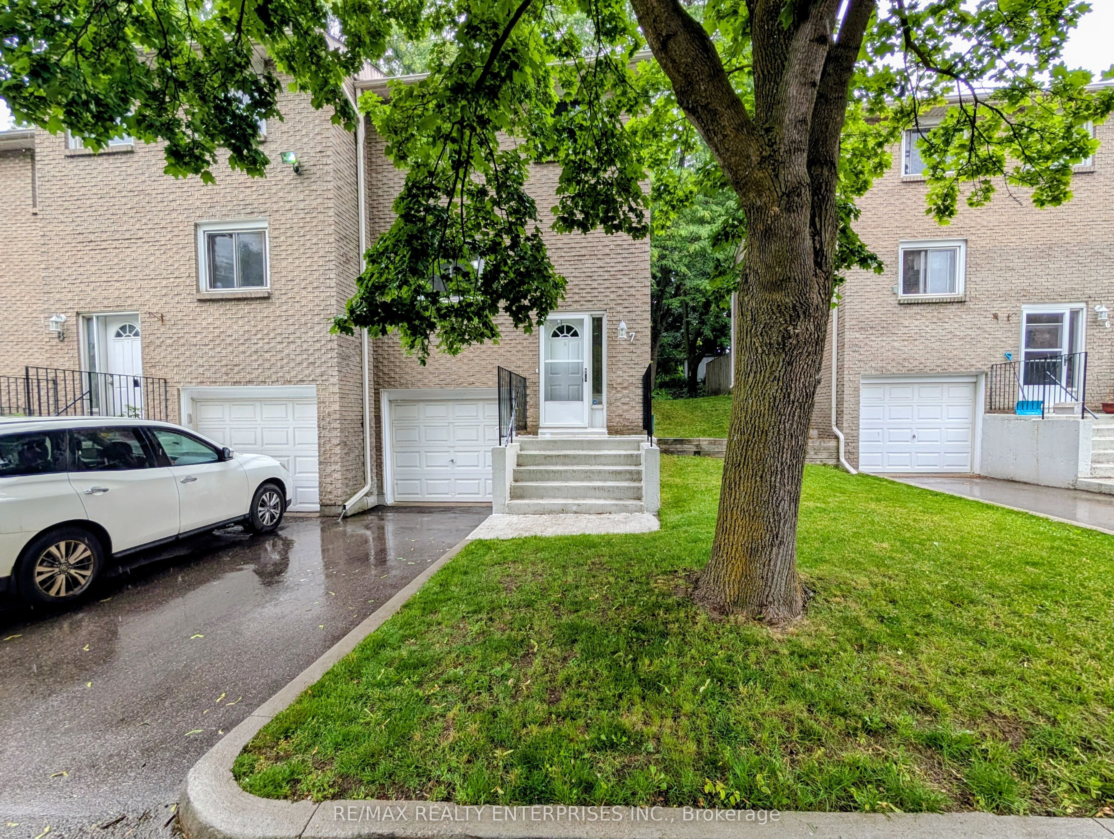 121 Morgan Avenue 7
