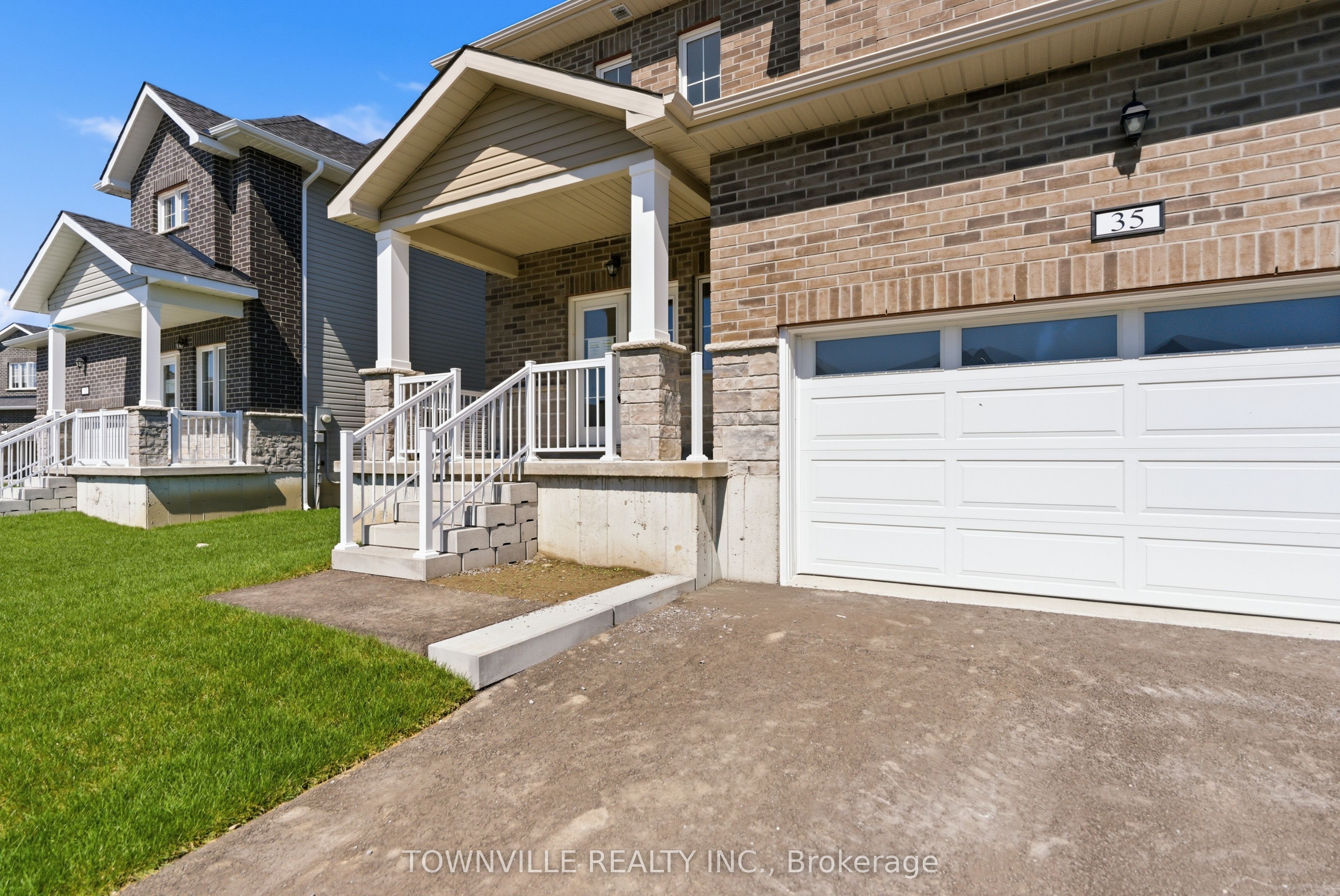 35 Bradden Crescent Property Photo 4