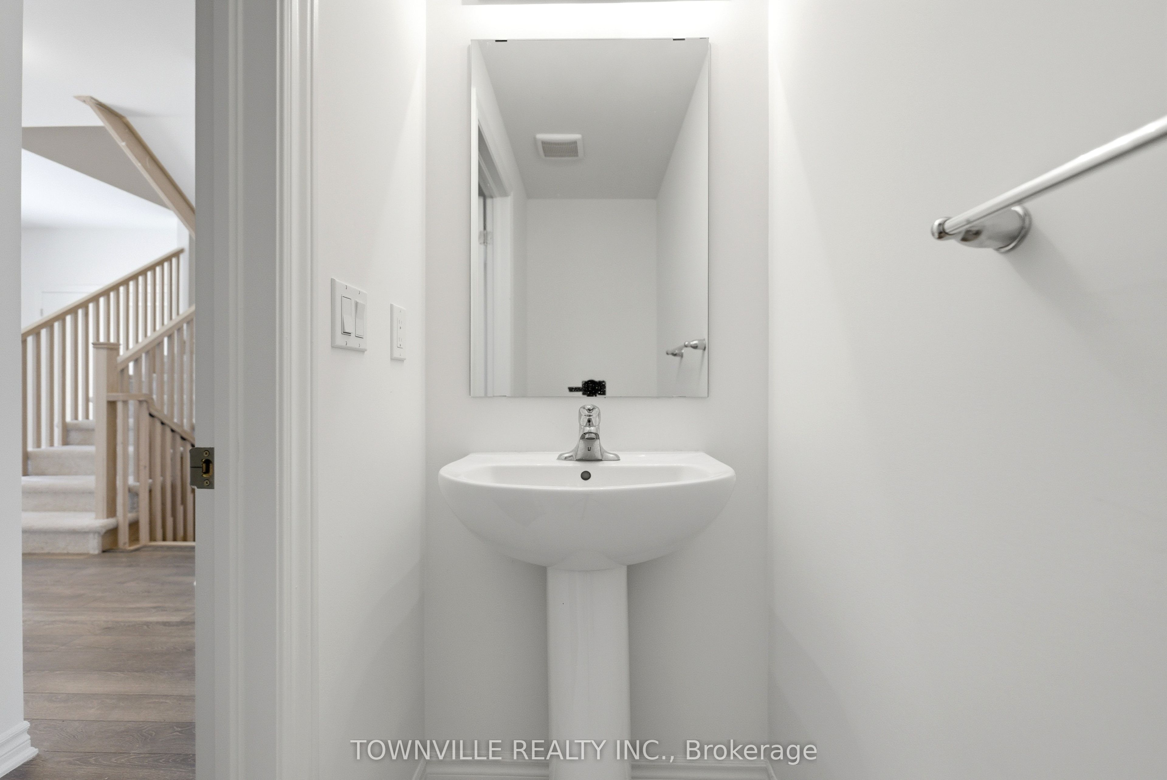 35 Bradden Crescent Property Photo 9