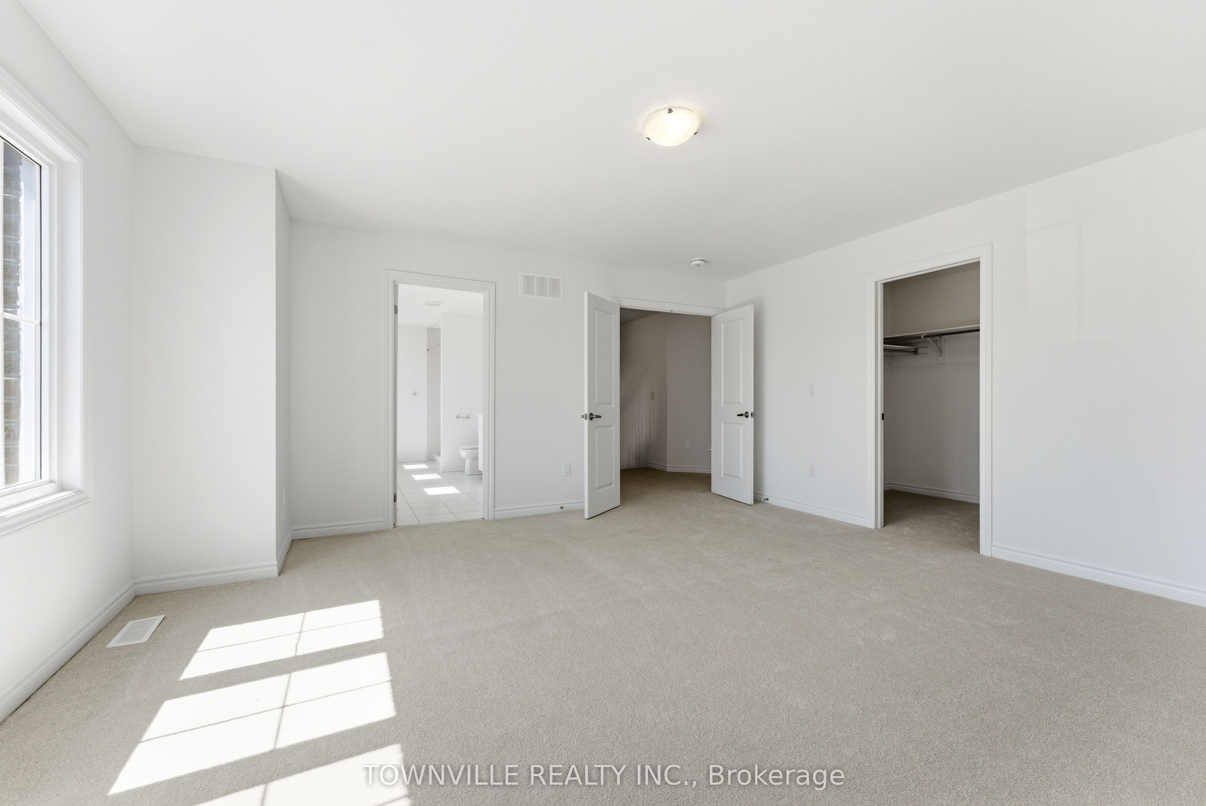 35 Bradden Crescent Property Photo 23