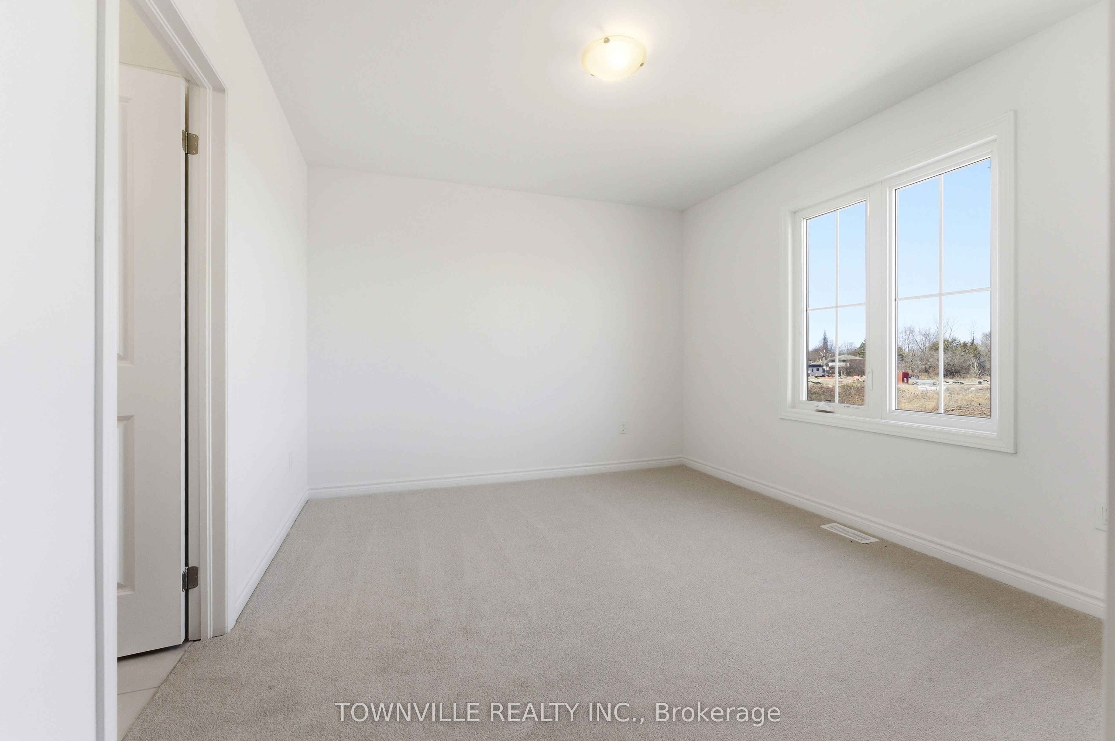 35 Bradden Crescent Property Photo 30