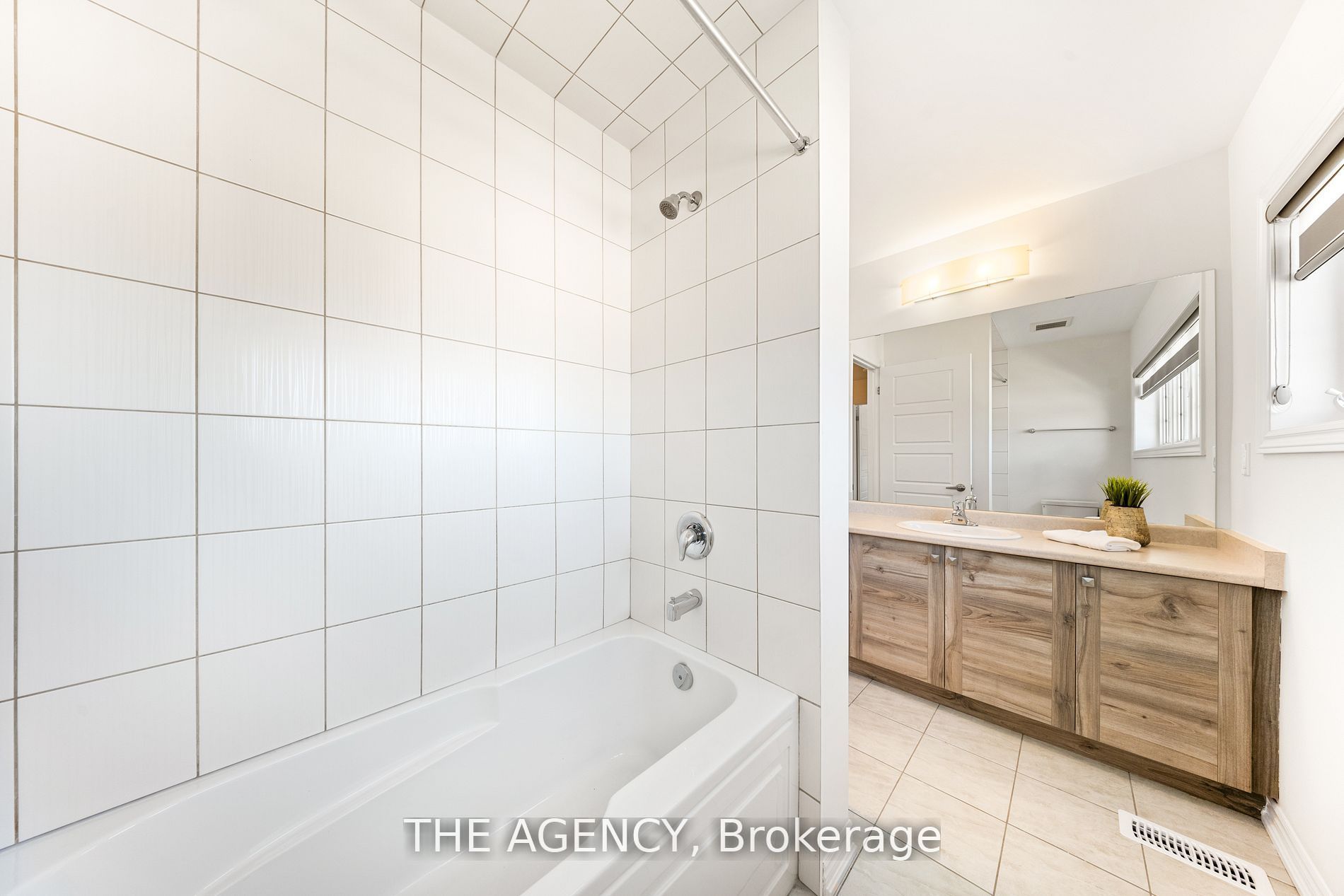 1 Bee Crescent Property Photo 35