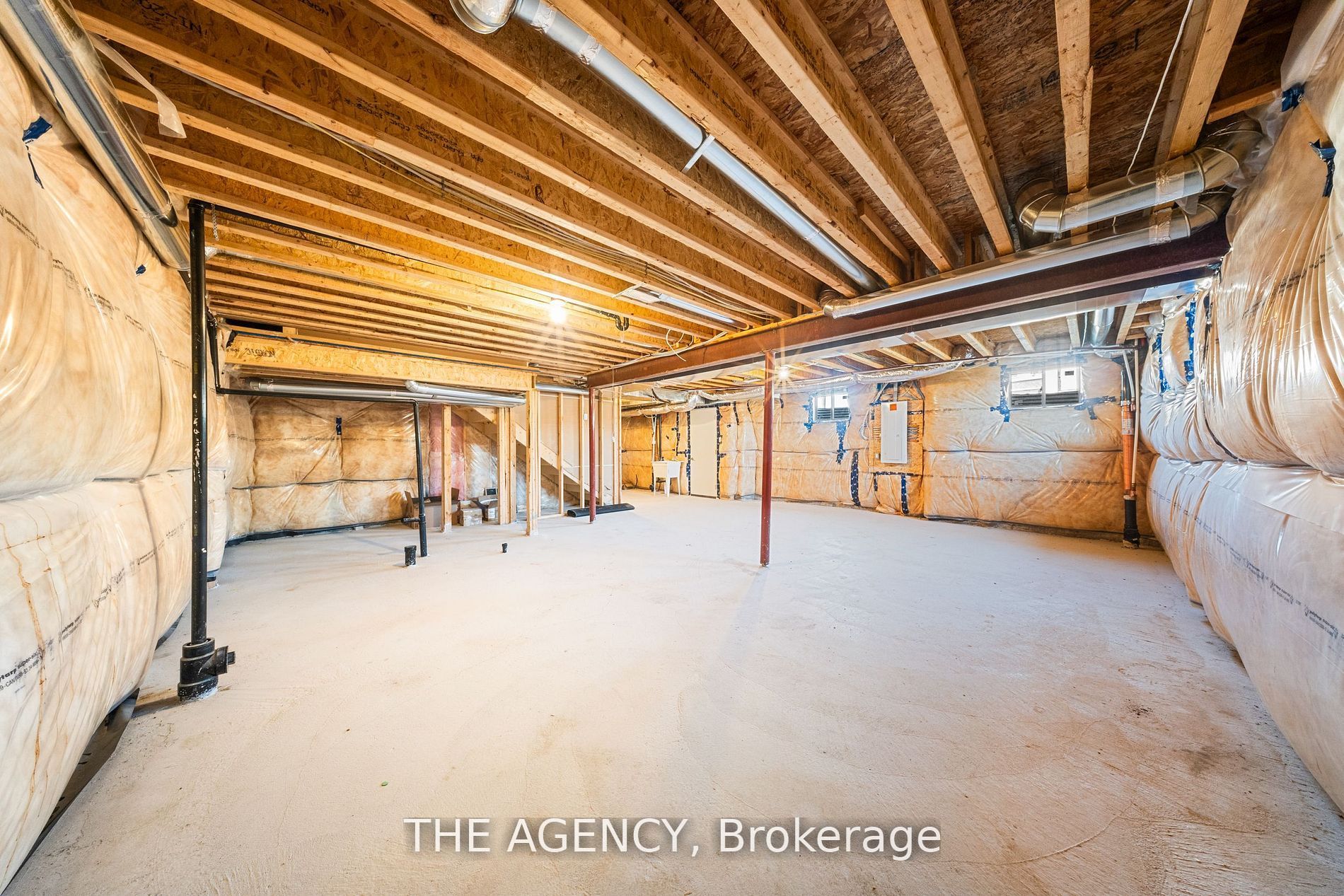 1 Bee Crescent Property Photo 39