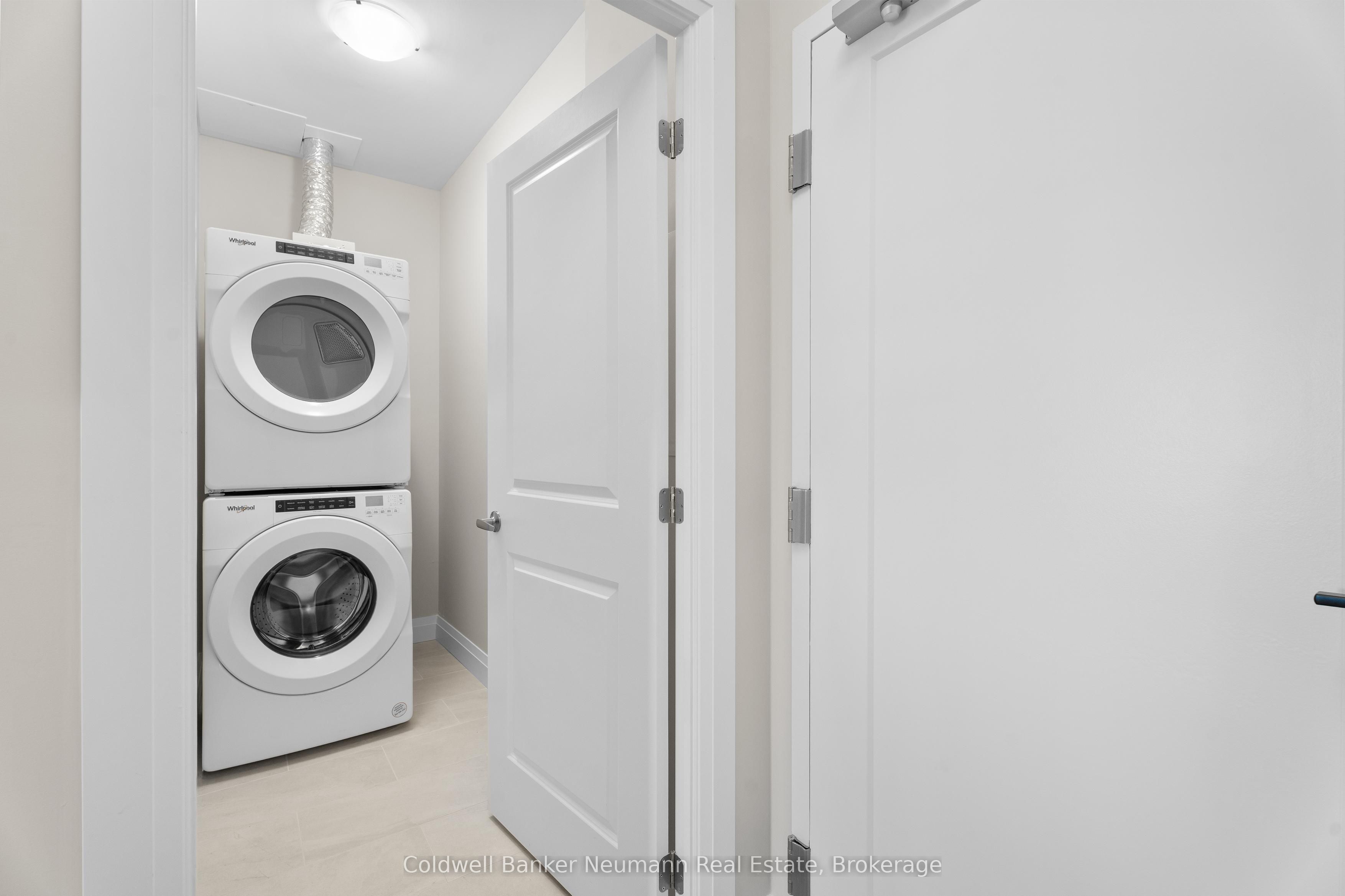 1882 Gordon Street 508 Property Photo 3