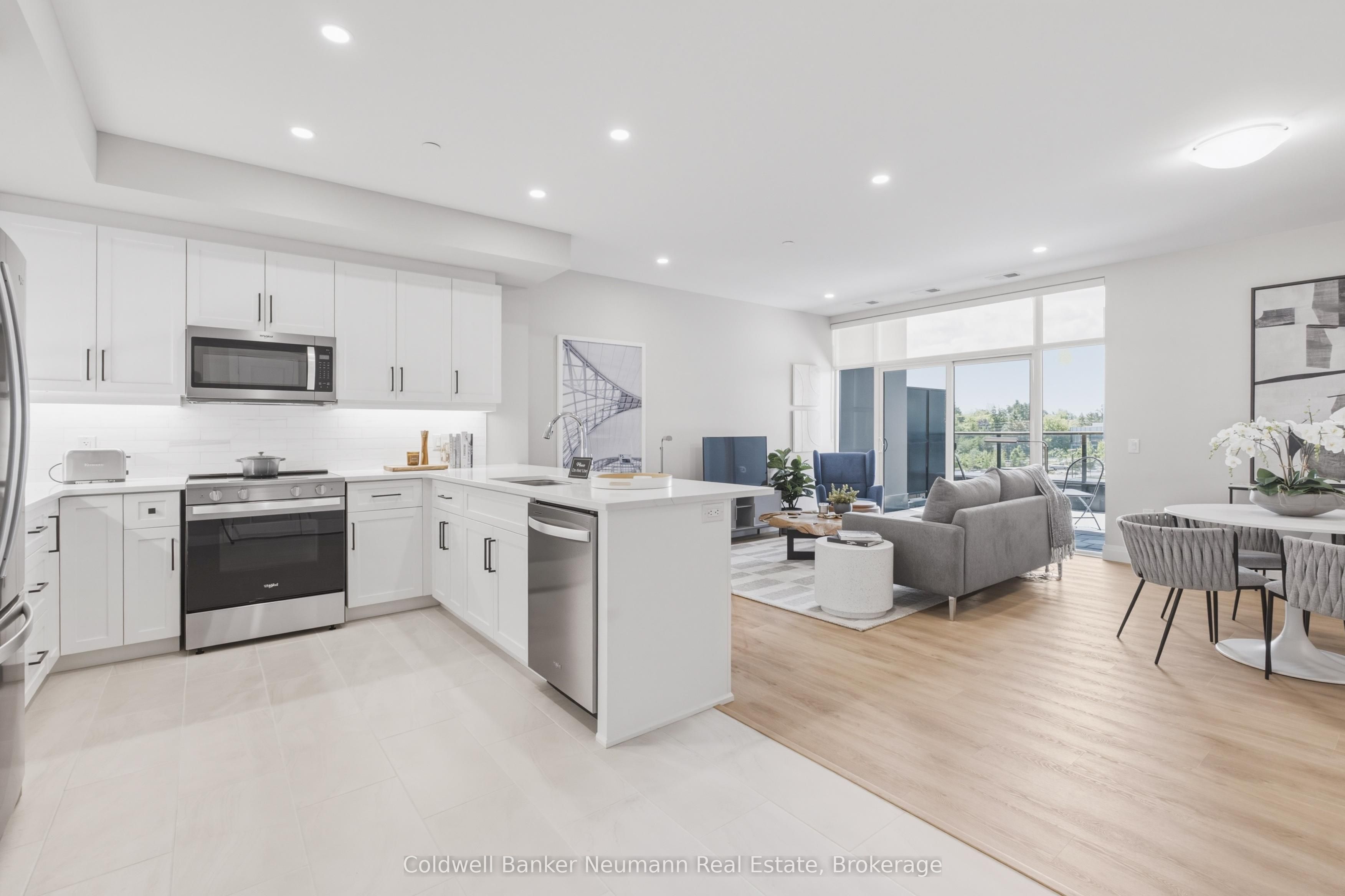 1882 Gordon Street 505 Property Photo 2