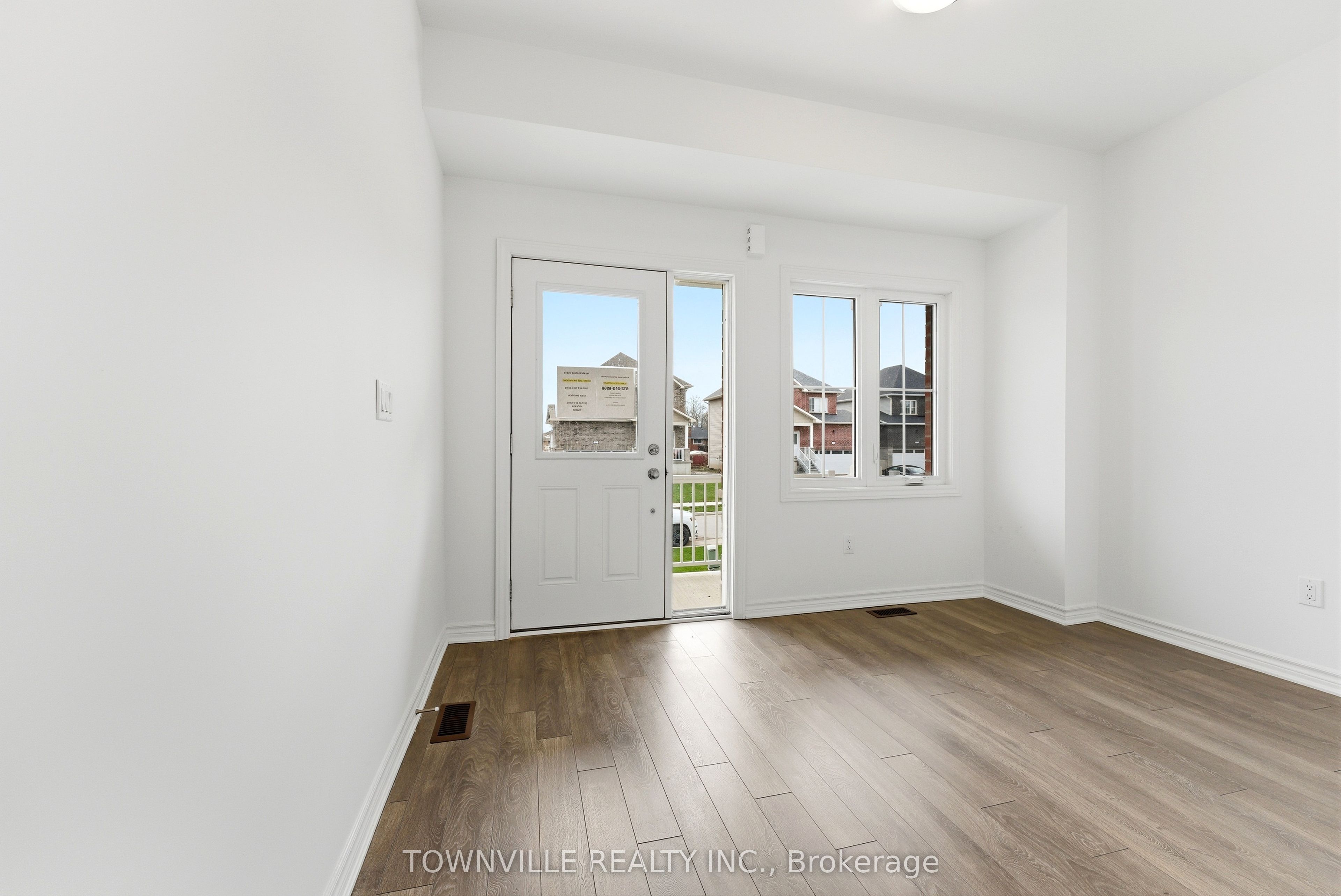 10 Bradden Crescent Property Photo 6