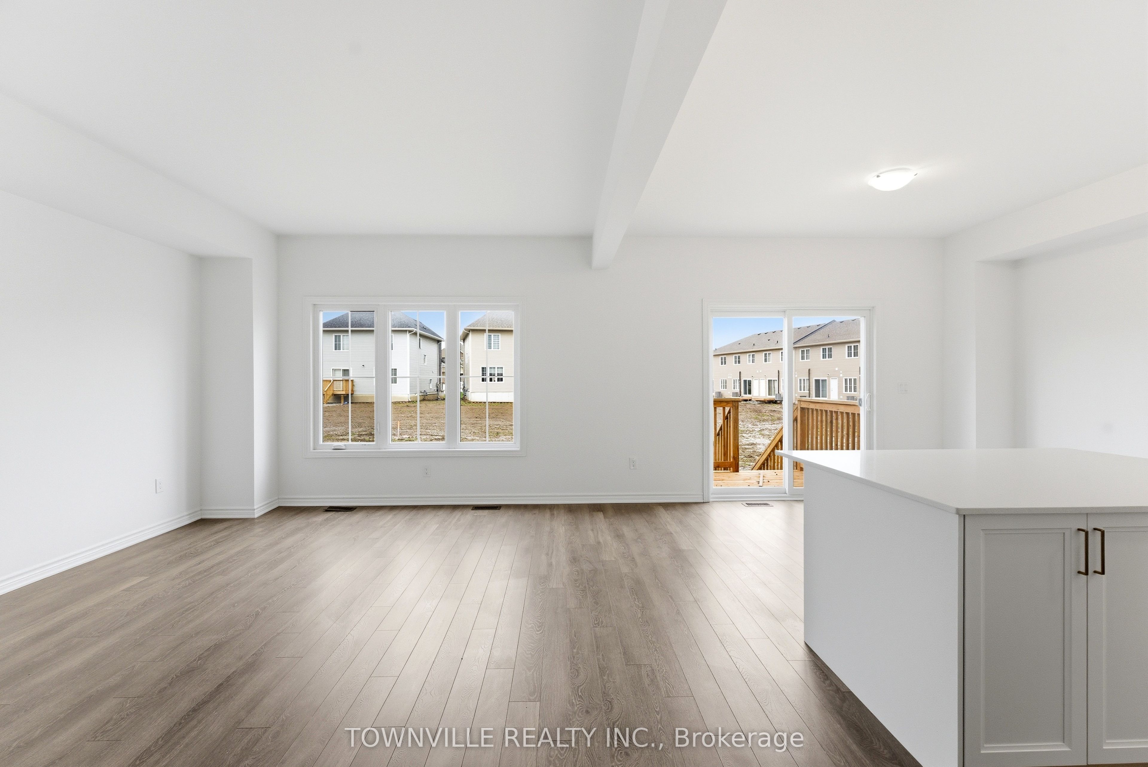 10 Bradden Crescent Property Photo 12