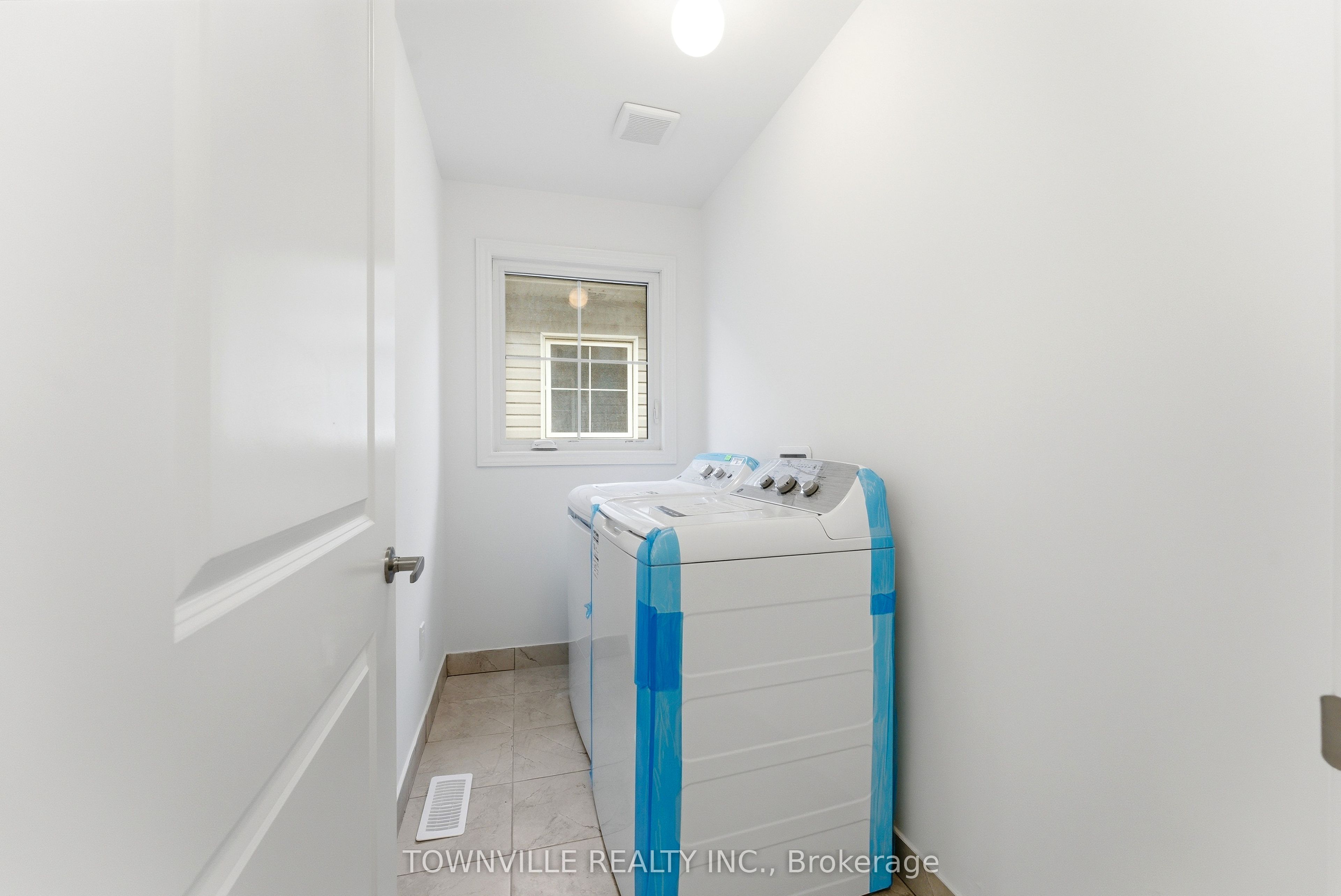 10 Bradden Crescent Property Photo 19