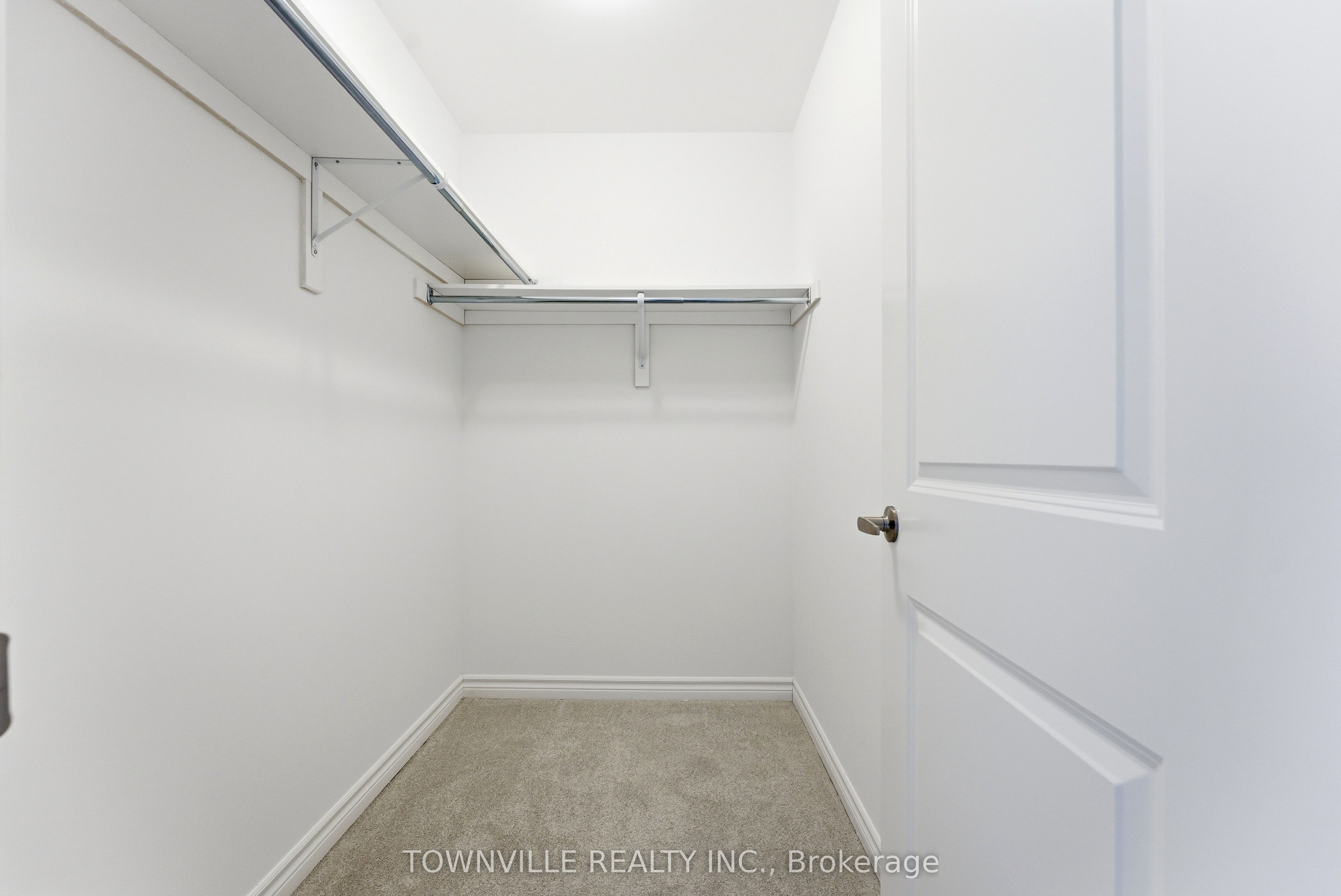 10 Bradden Crescent Property Photo 25