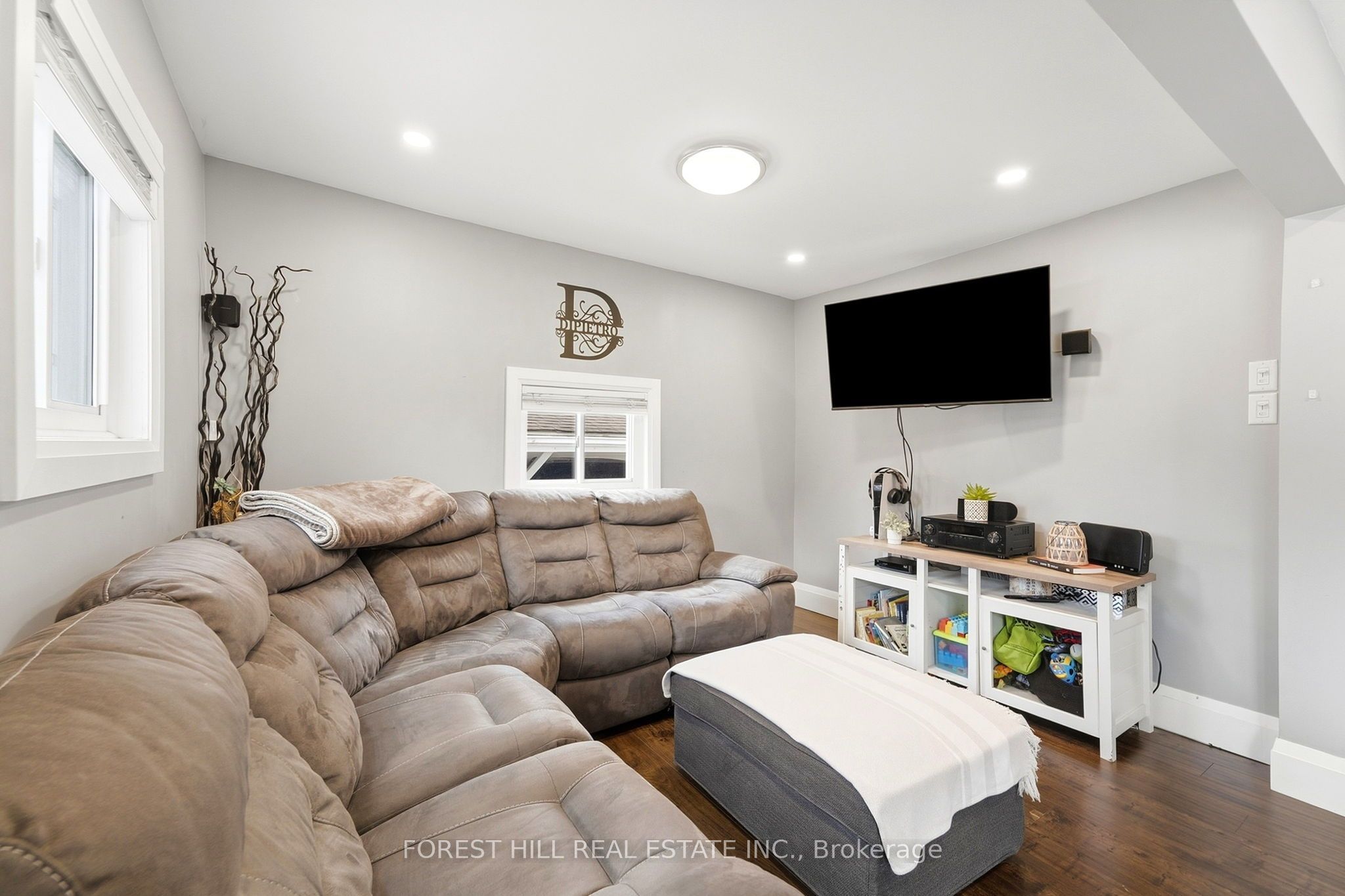 662 Cochrane Road Property Photo 8