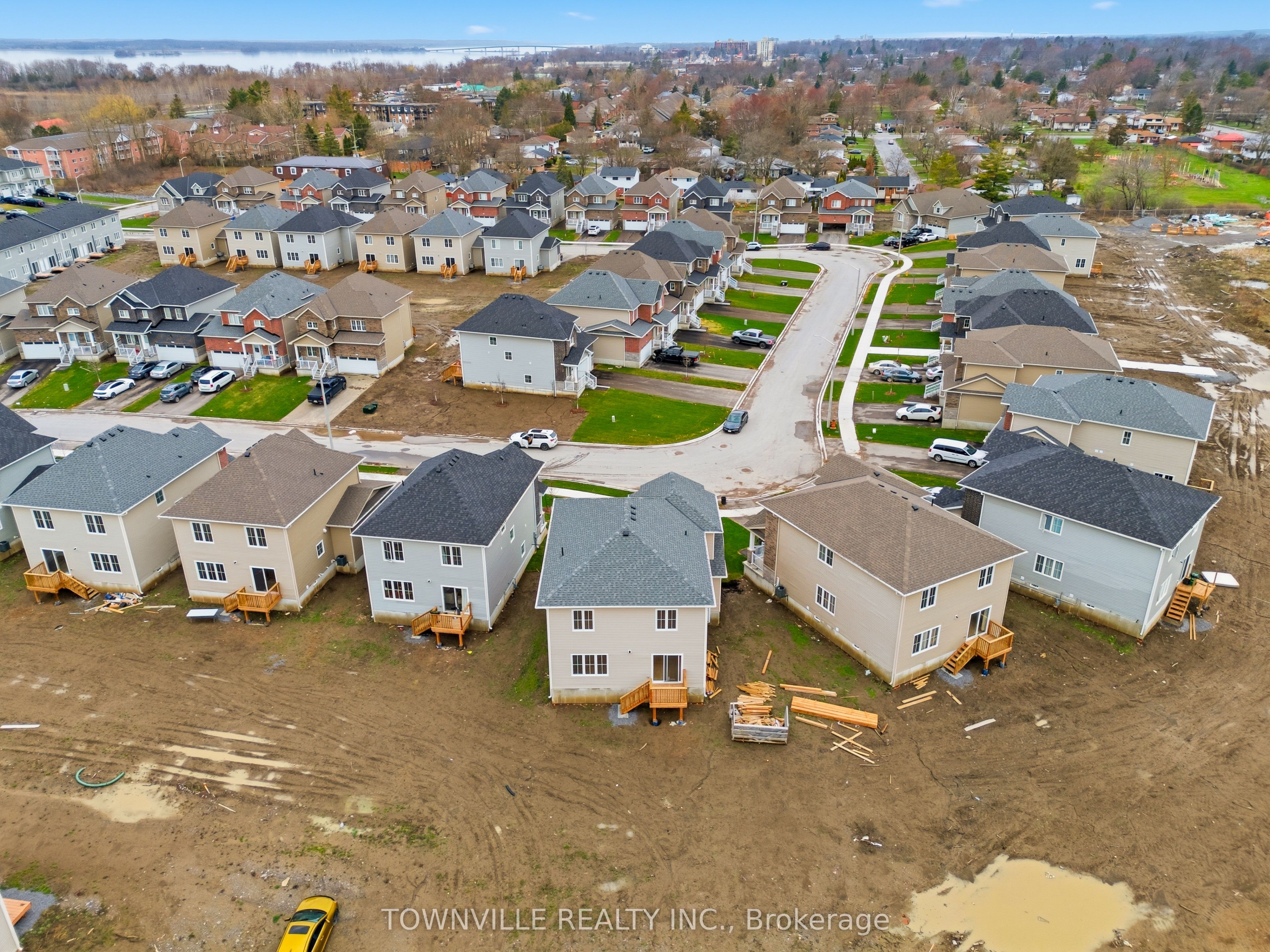 51 Bradden Crescent Property Photo 40
