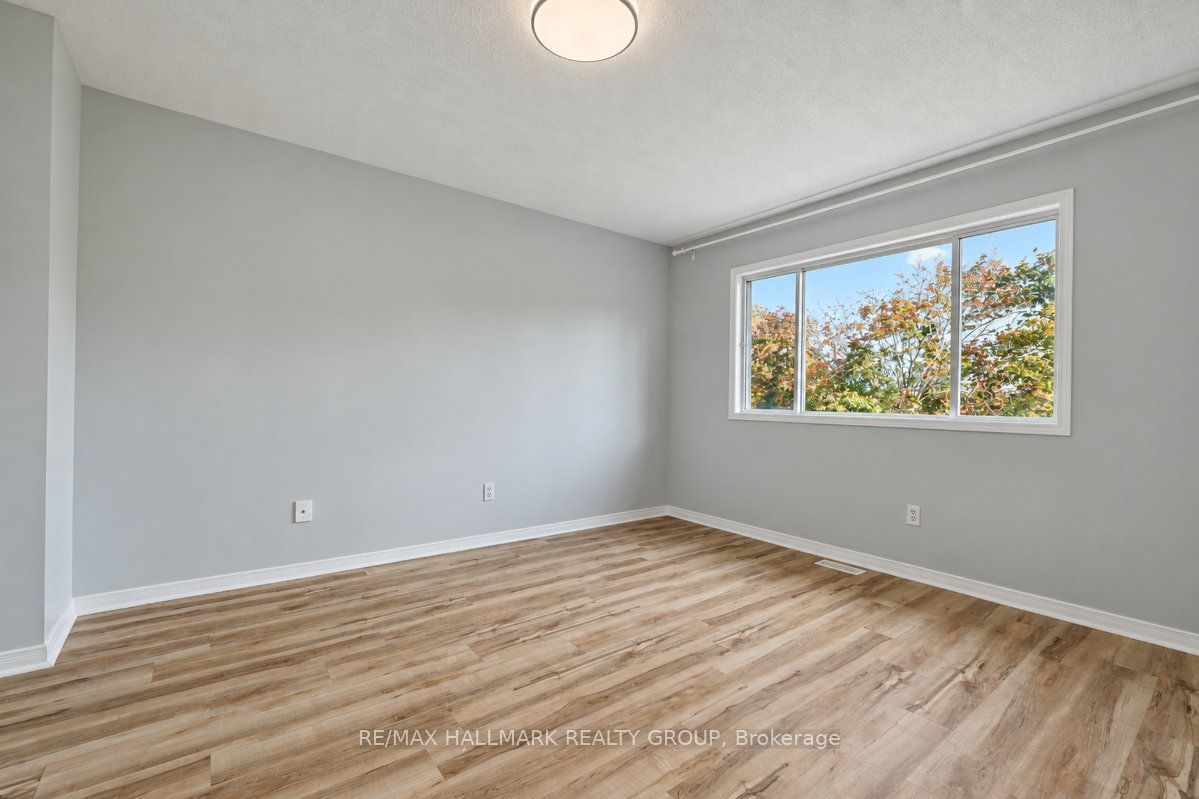 52 Piper Crescent Property Photo 24