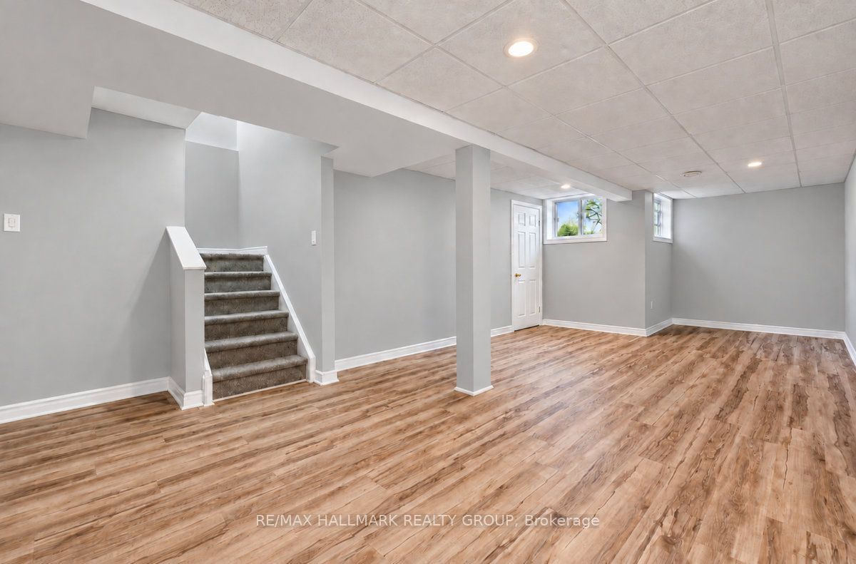 52 Piper Crescent Property Photo 36