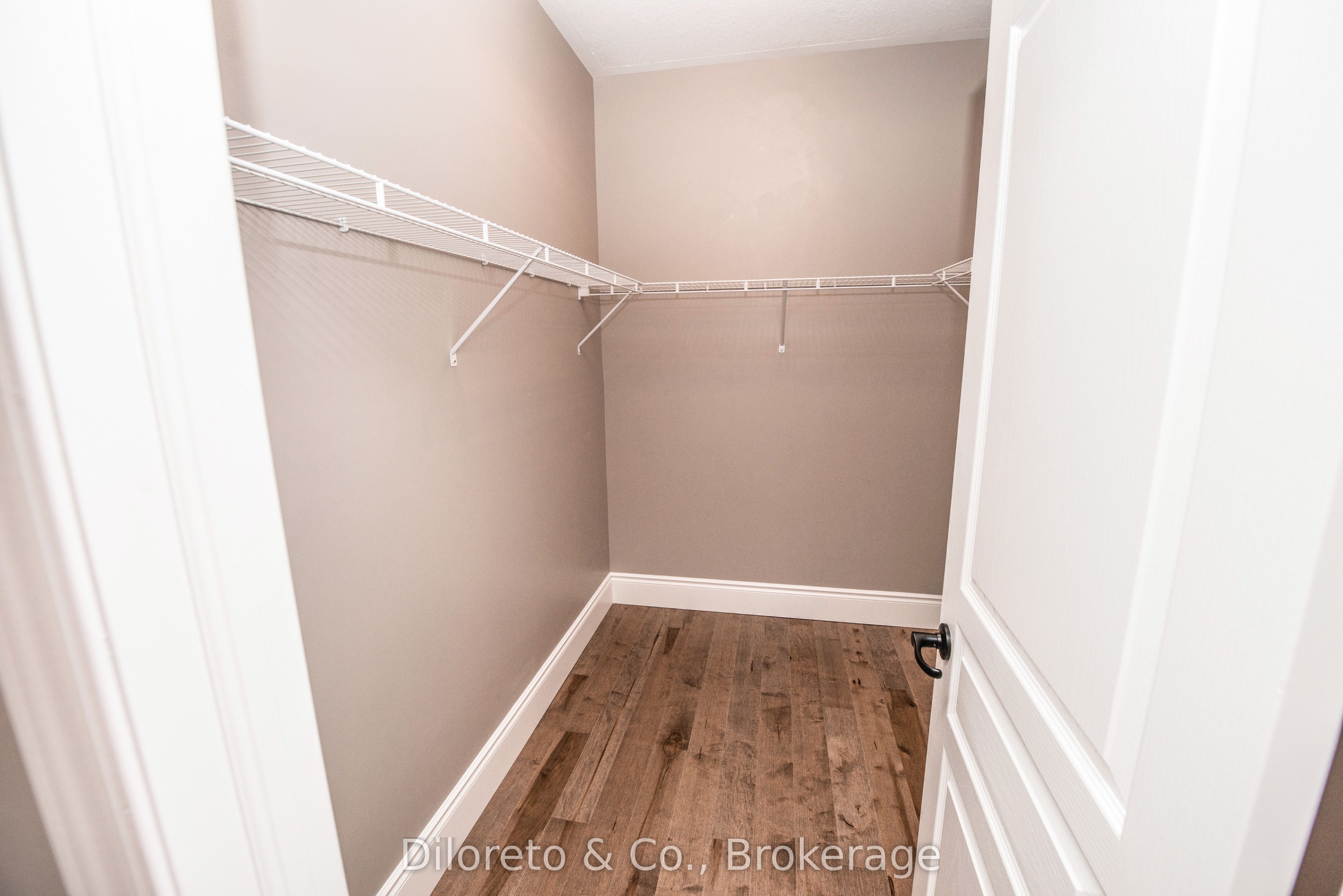7307 Sideroad 5 W A Property Photo 20