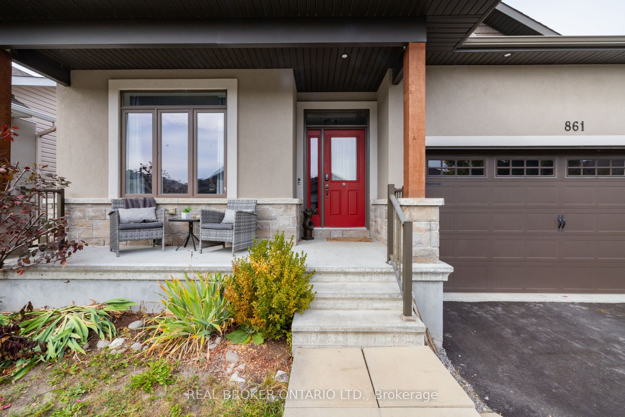861 Jack Dalgity Street Property Photo 2