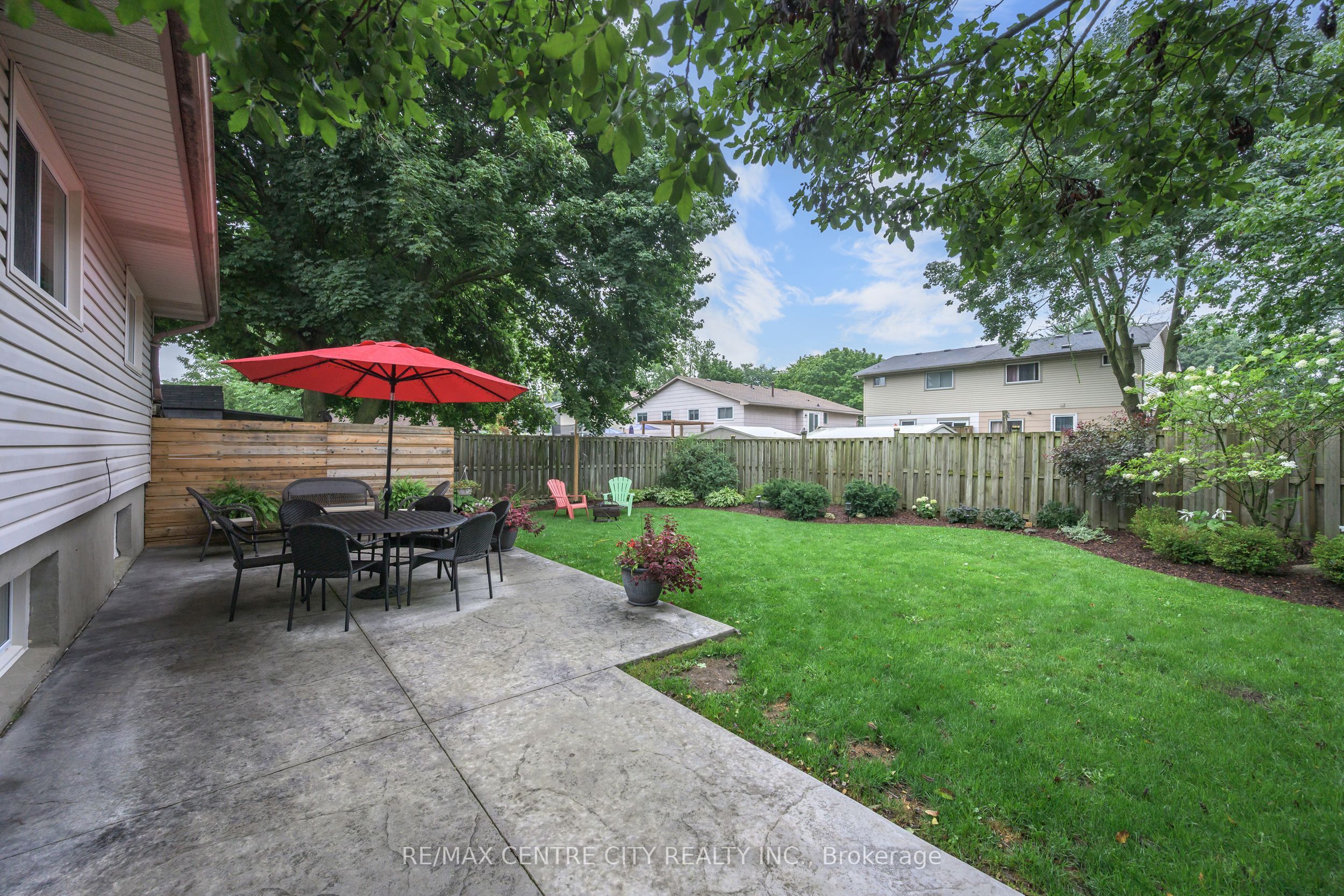 71 Ardsley Road Property Photo 5