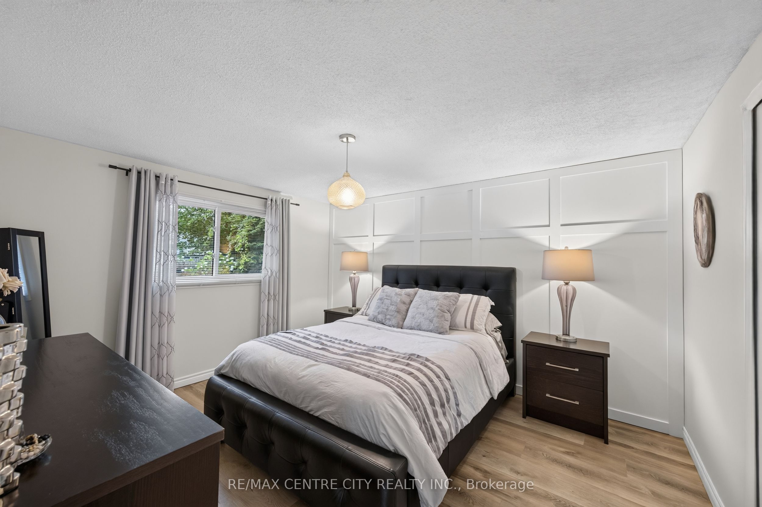 71 Ardsley Road Property Photo 21