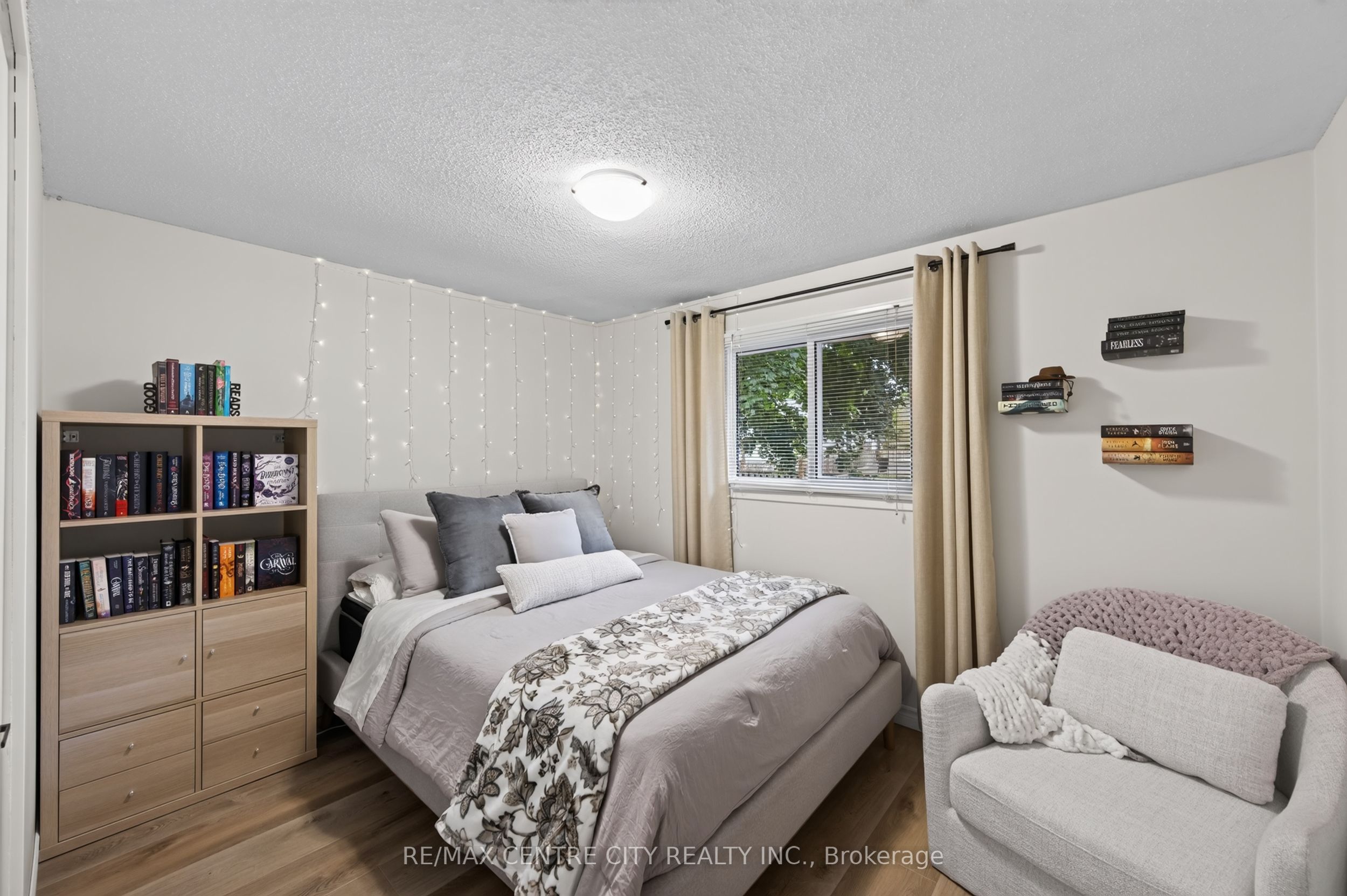 71 Ardsley Road Property Photo 25
