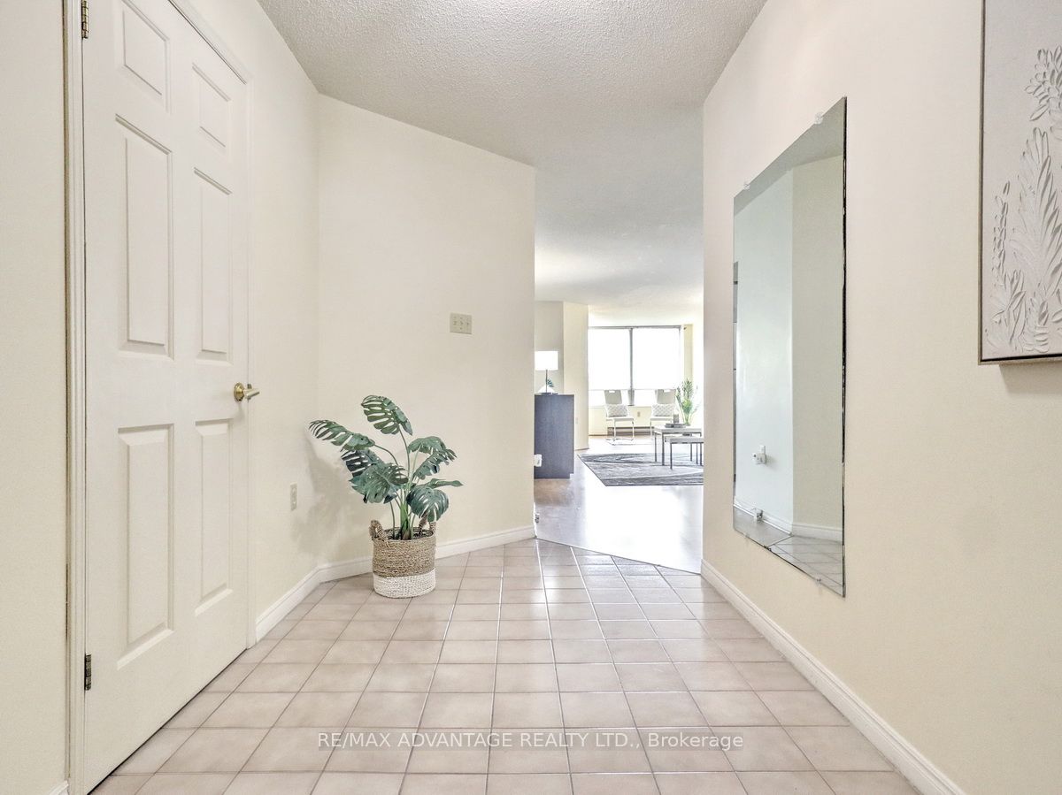 695 Richmond Street 304 Property Photo 27