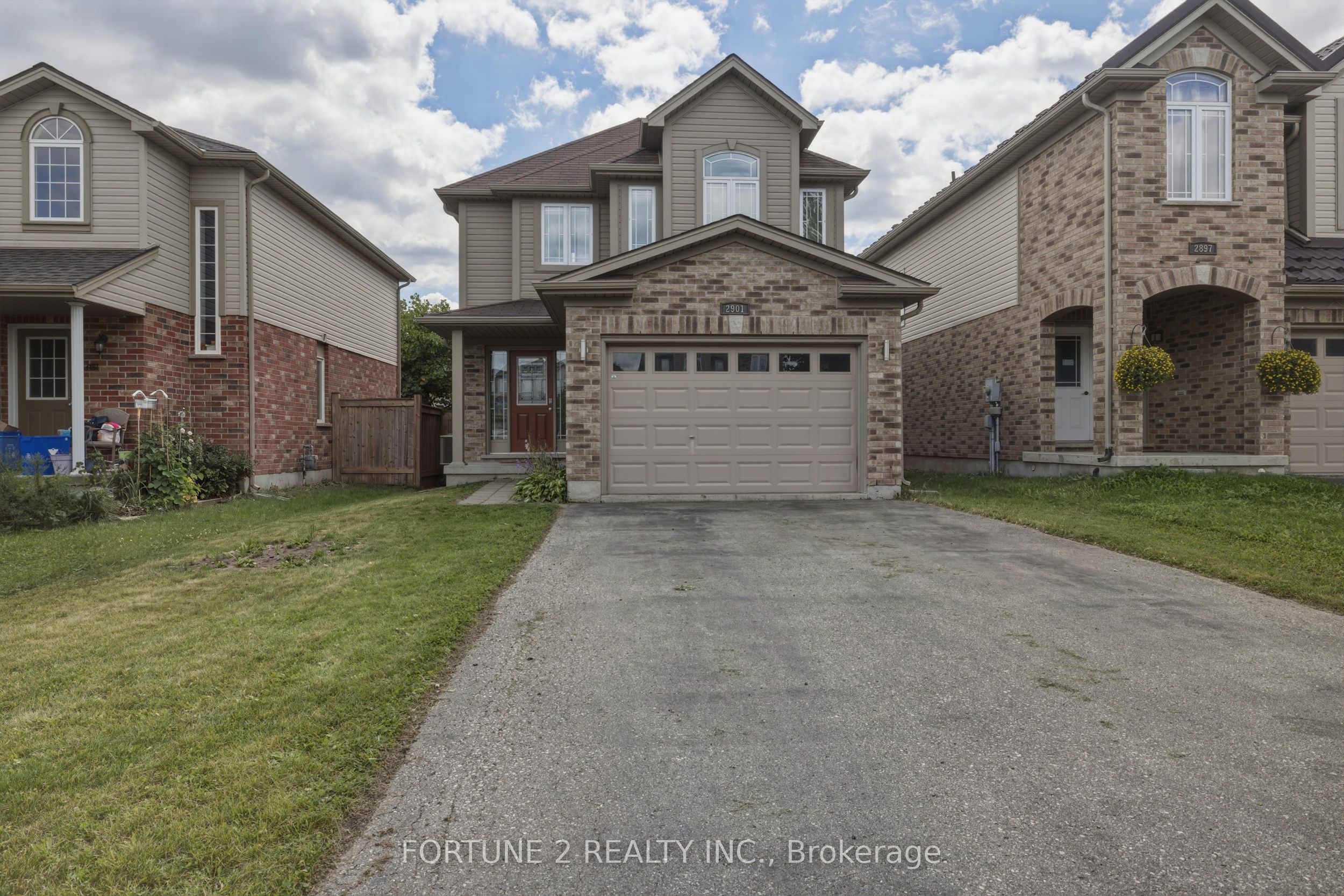 2901 Lemieux Walk Property Photo 4