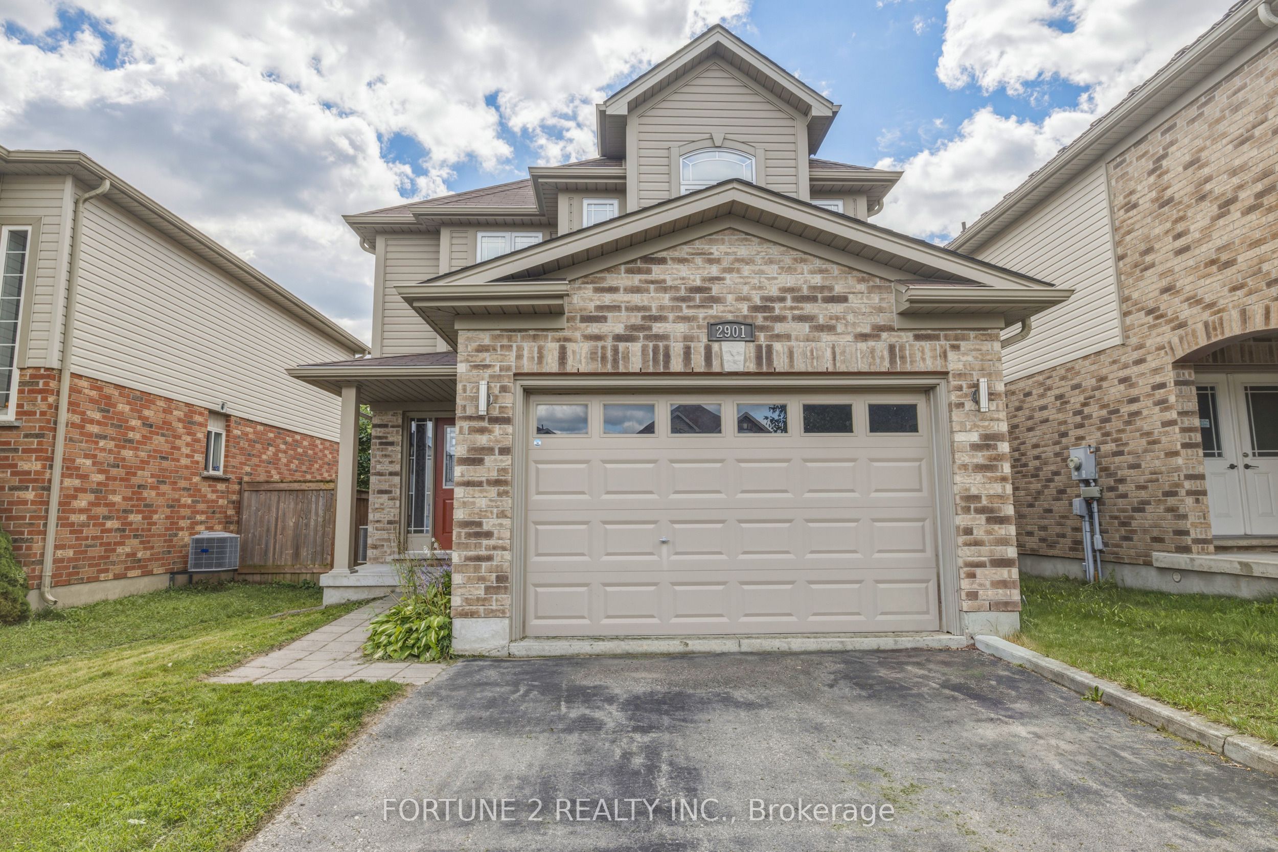 2901 Lemieux Walk Property Photo 5