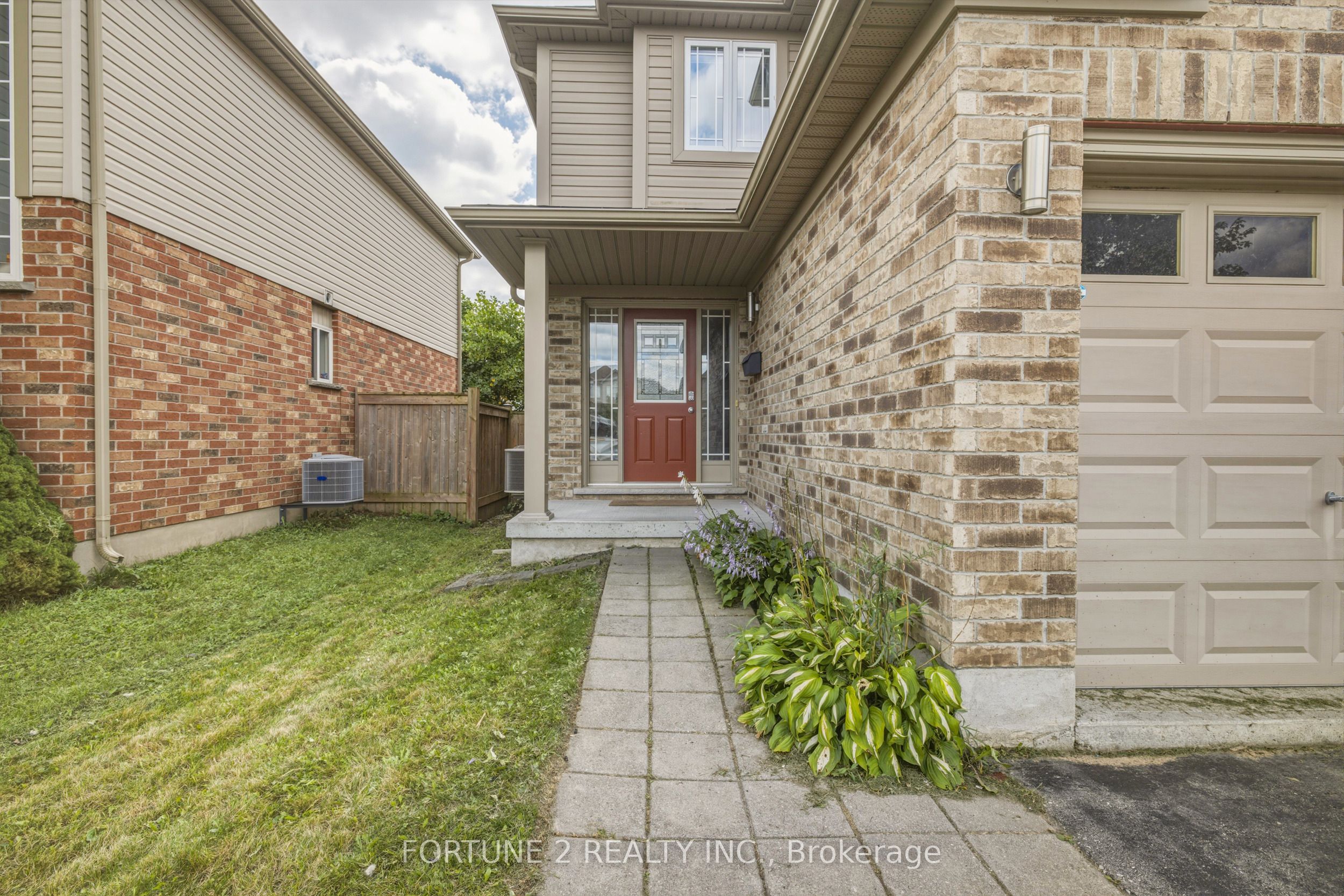 2901 Lemieux Walk Property Photo 6