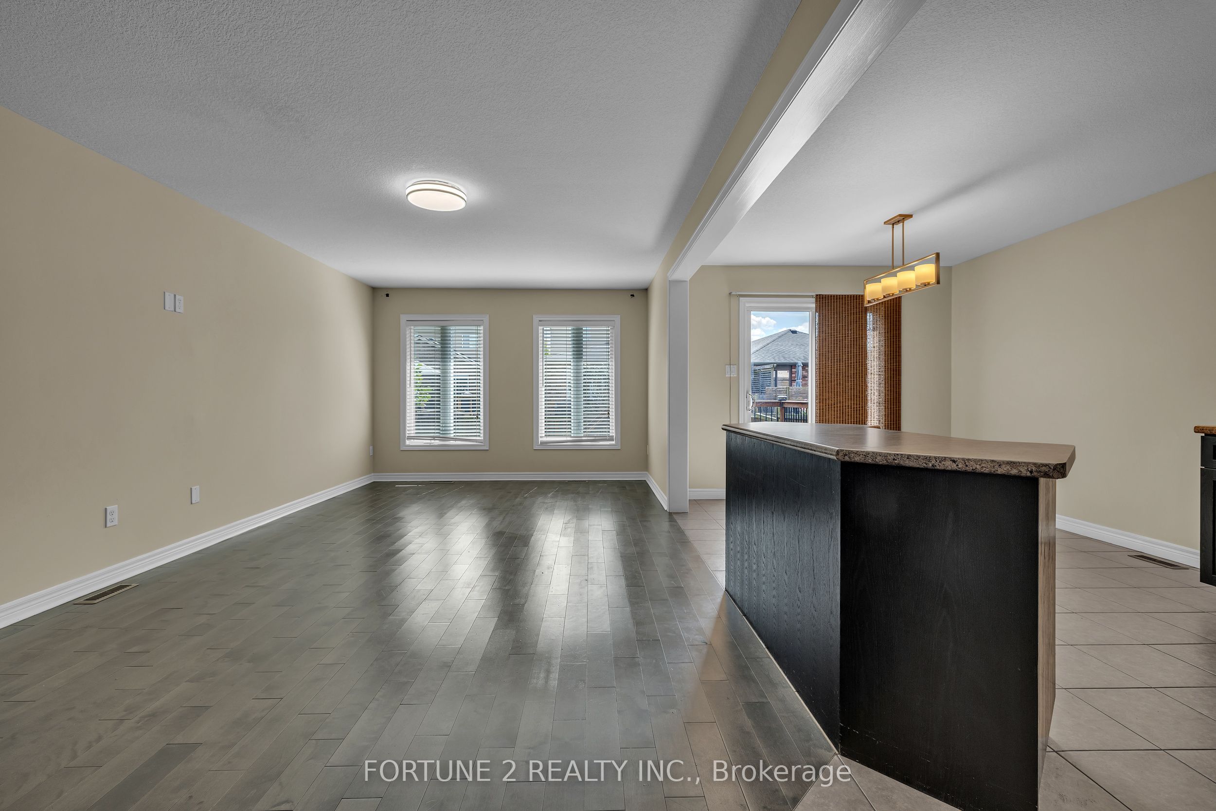 2901 Lemieux Walk Property Photo 10