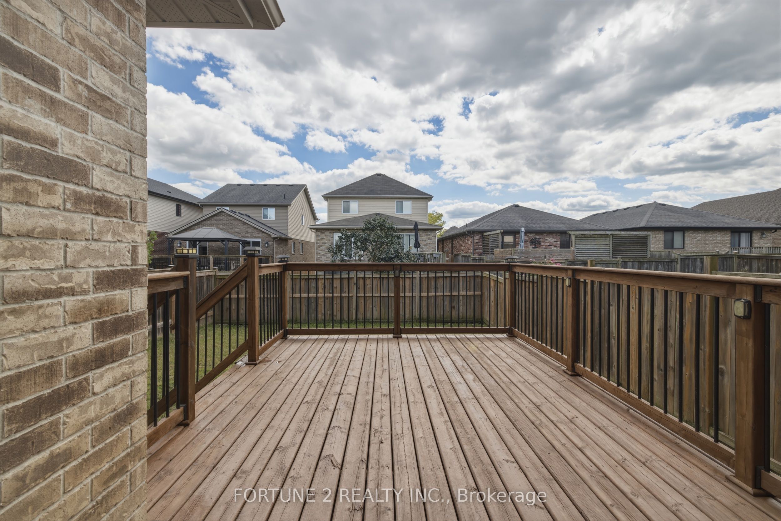 2901 Lemieux Walk Property Photo 33