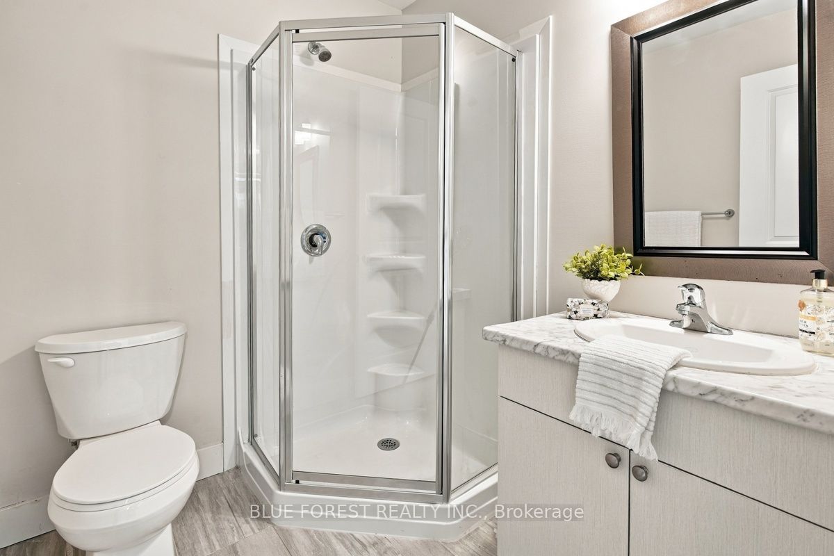 2112 Meadowgate Boulevard Property Photo 8