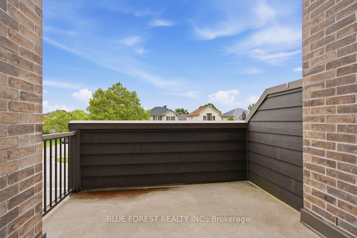 2112 Meadowgate Boulevard Property Photo 24